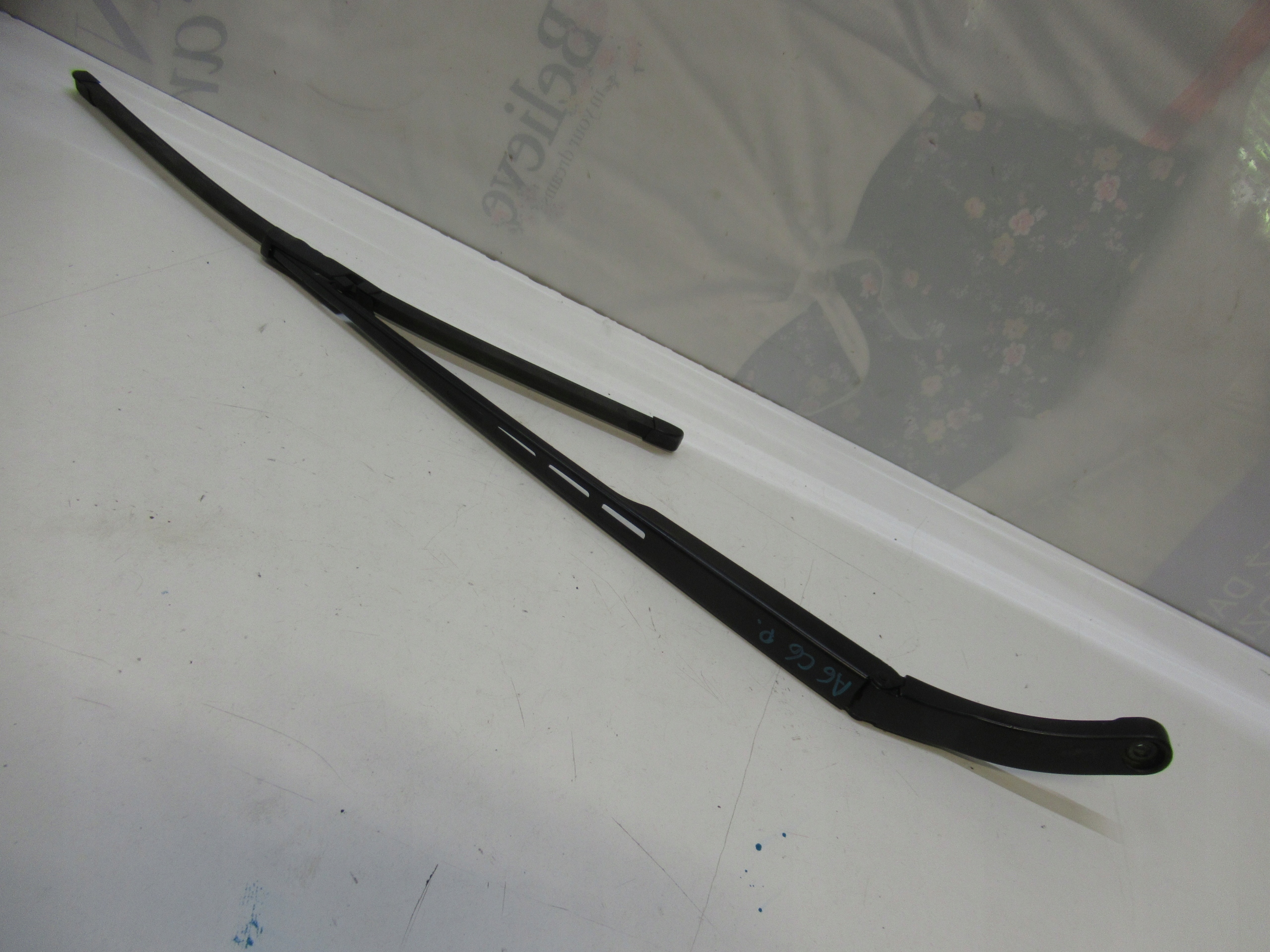AUDI A6 C6 wiper arm right 4F1955410