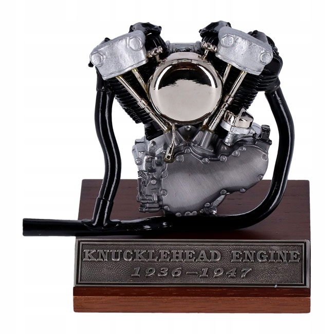 Model motora Knucklehead 1:6 veľký na drevenom podstavci do zbierky