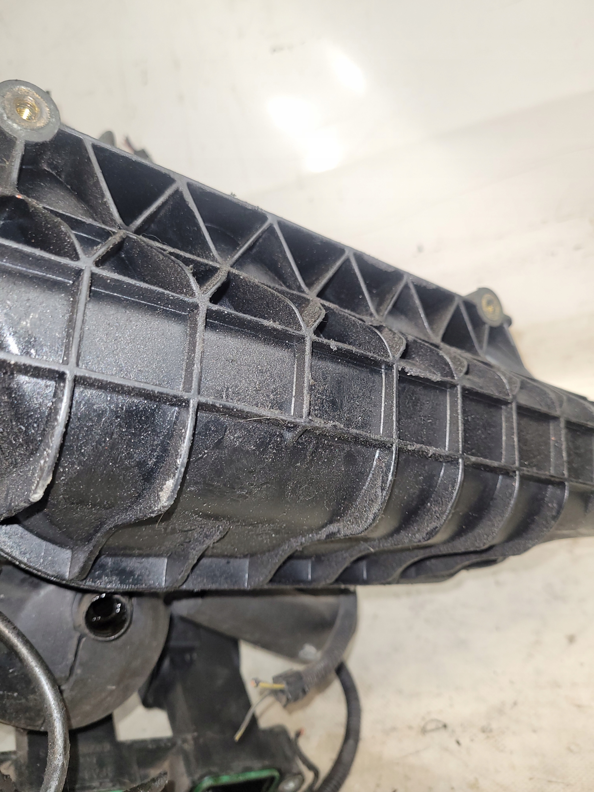 intake manifold BMW E46 N46B20 2.0i