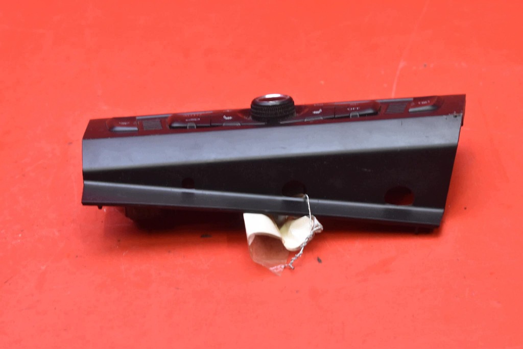 control panel air conditioning devices KLIMY 8T1820043AA AUDI A4 B8 07-11