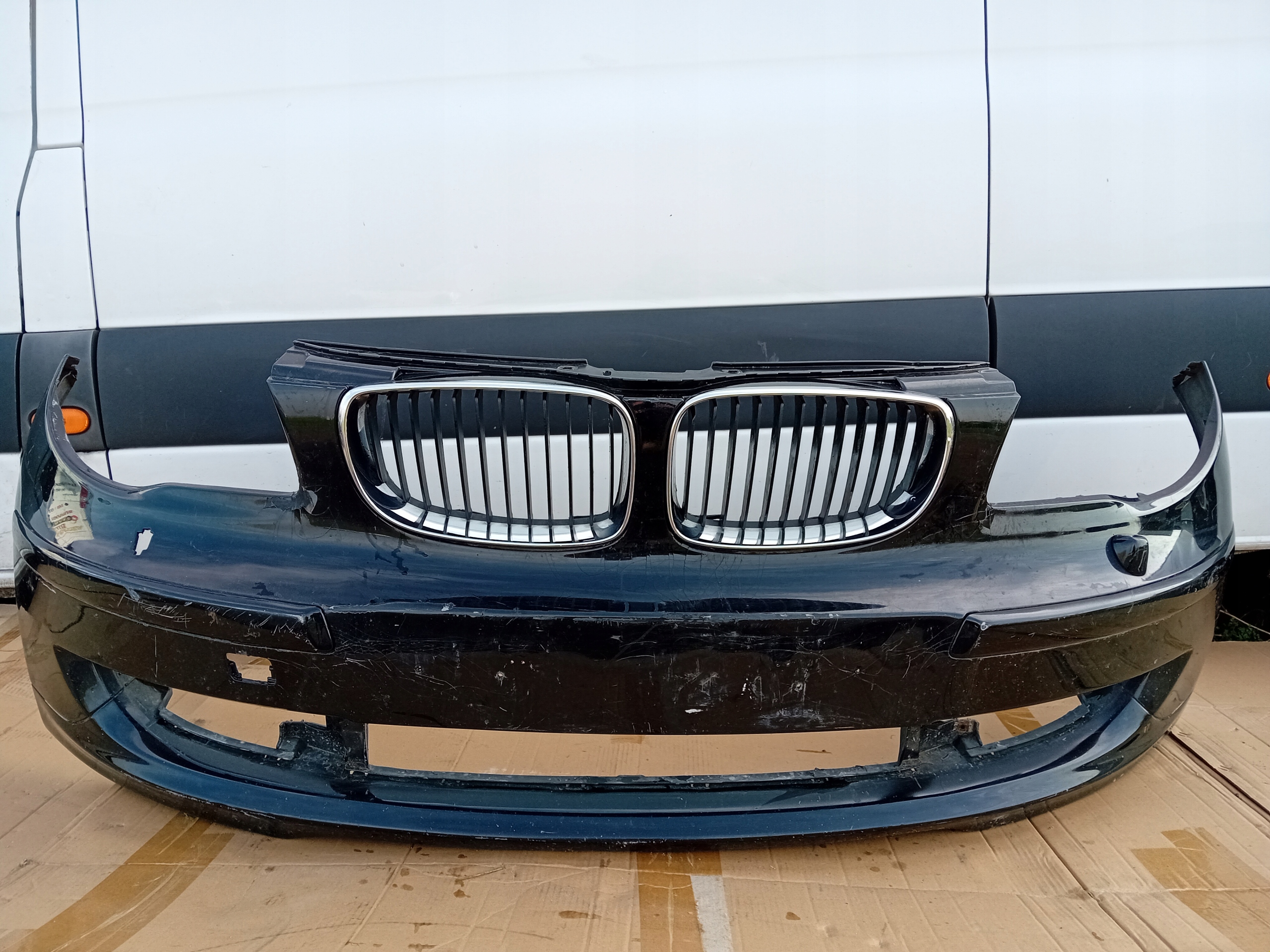 Zderzak BMW 1 E81 E87 LIFT 2007- za 300.00PLN z Ostrów wielkopolski ...