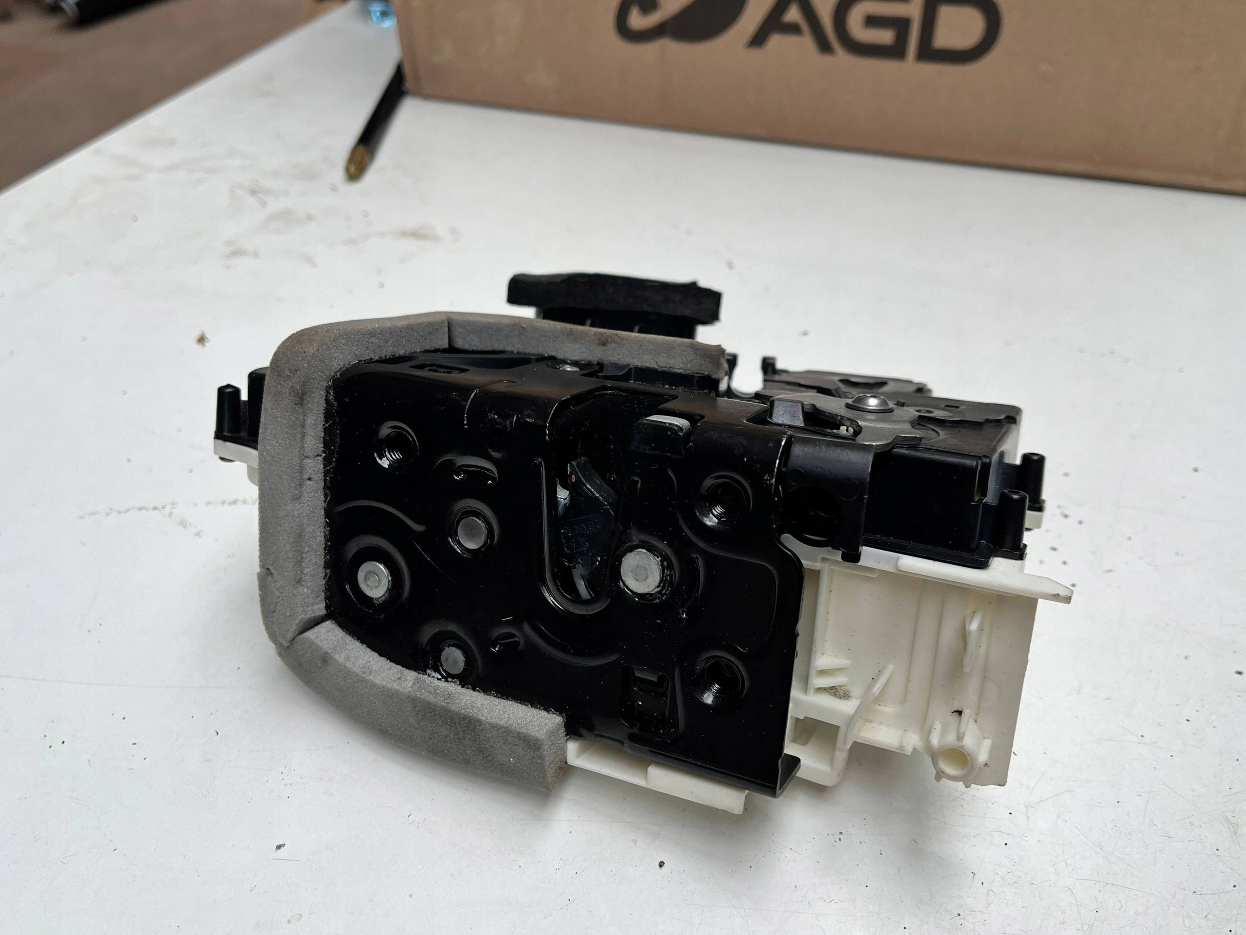 vw ID4 id.4 lock door left front front EU 4K1837015N 9-pin !J