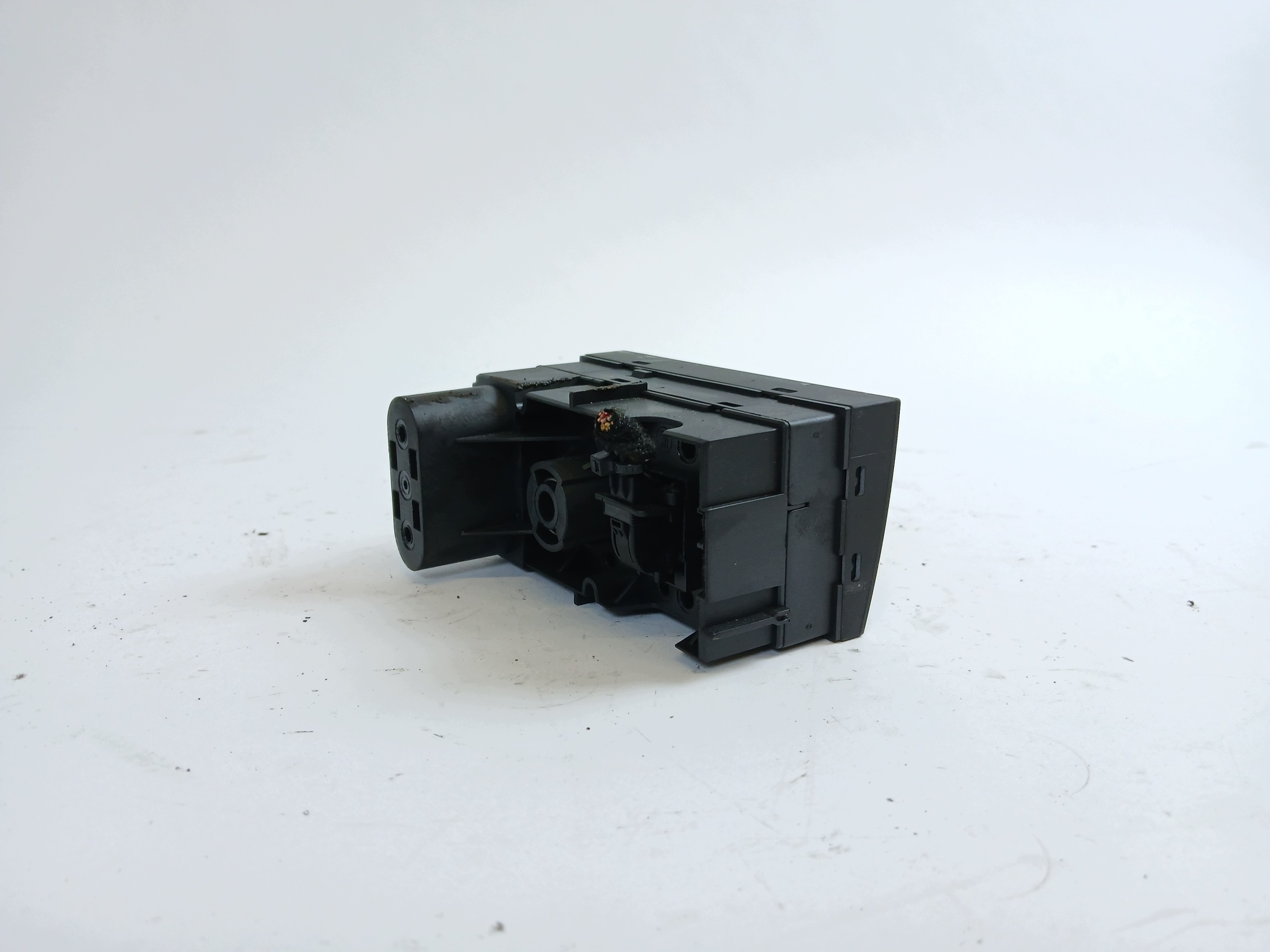 OPEL MERIVA A light switch 93394756