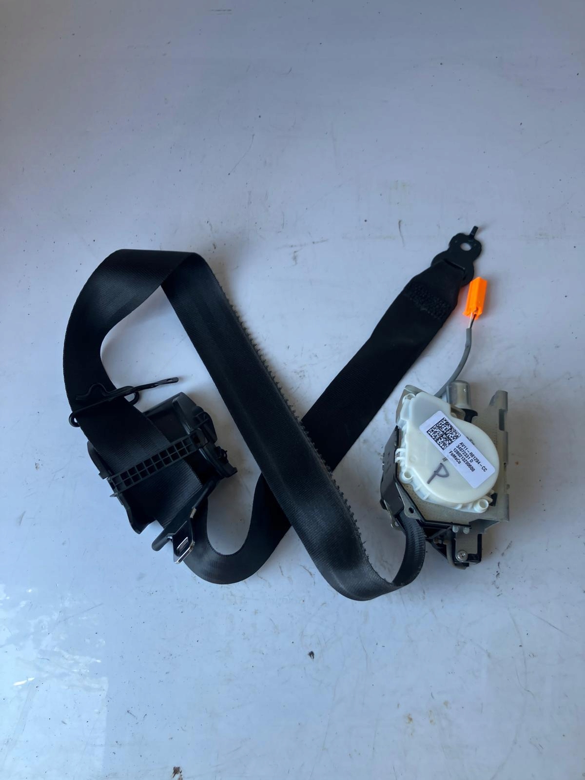 ремень безопасности FORD B MAX AV11-R61294-AC