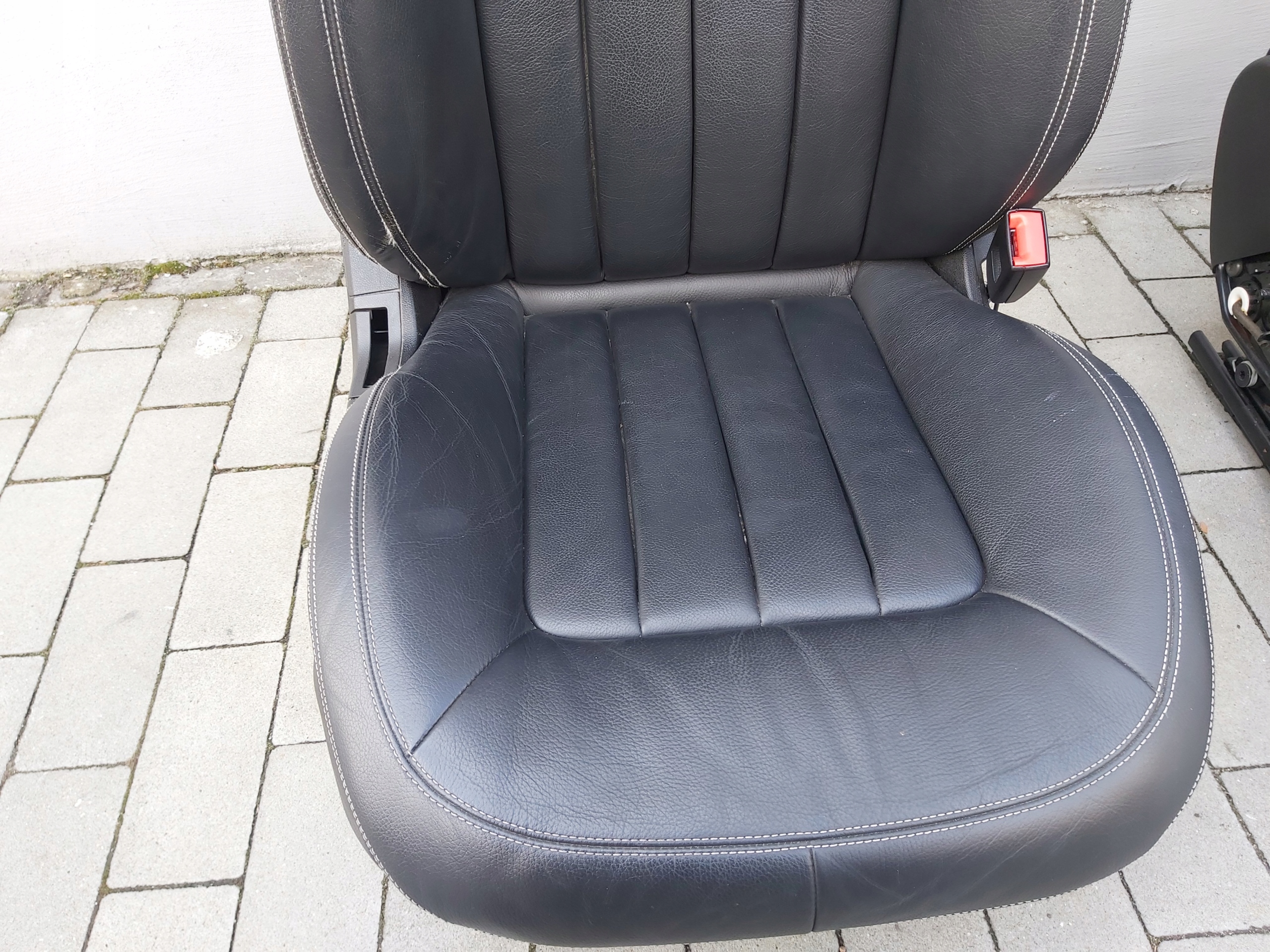 seat front front right MERCEDES CLS 218 W218