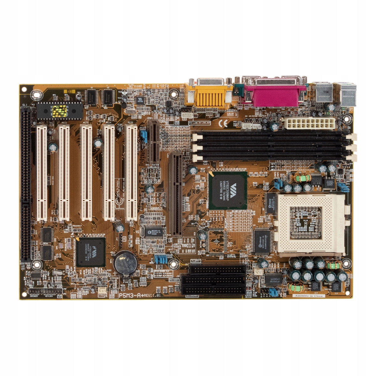 Tekram P5M3-A+ Socket 7 3x Sdram Agp 5x Pci Isa 2x Ide Fdd