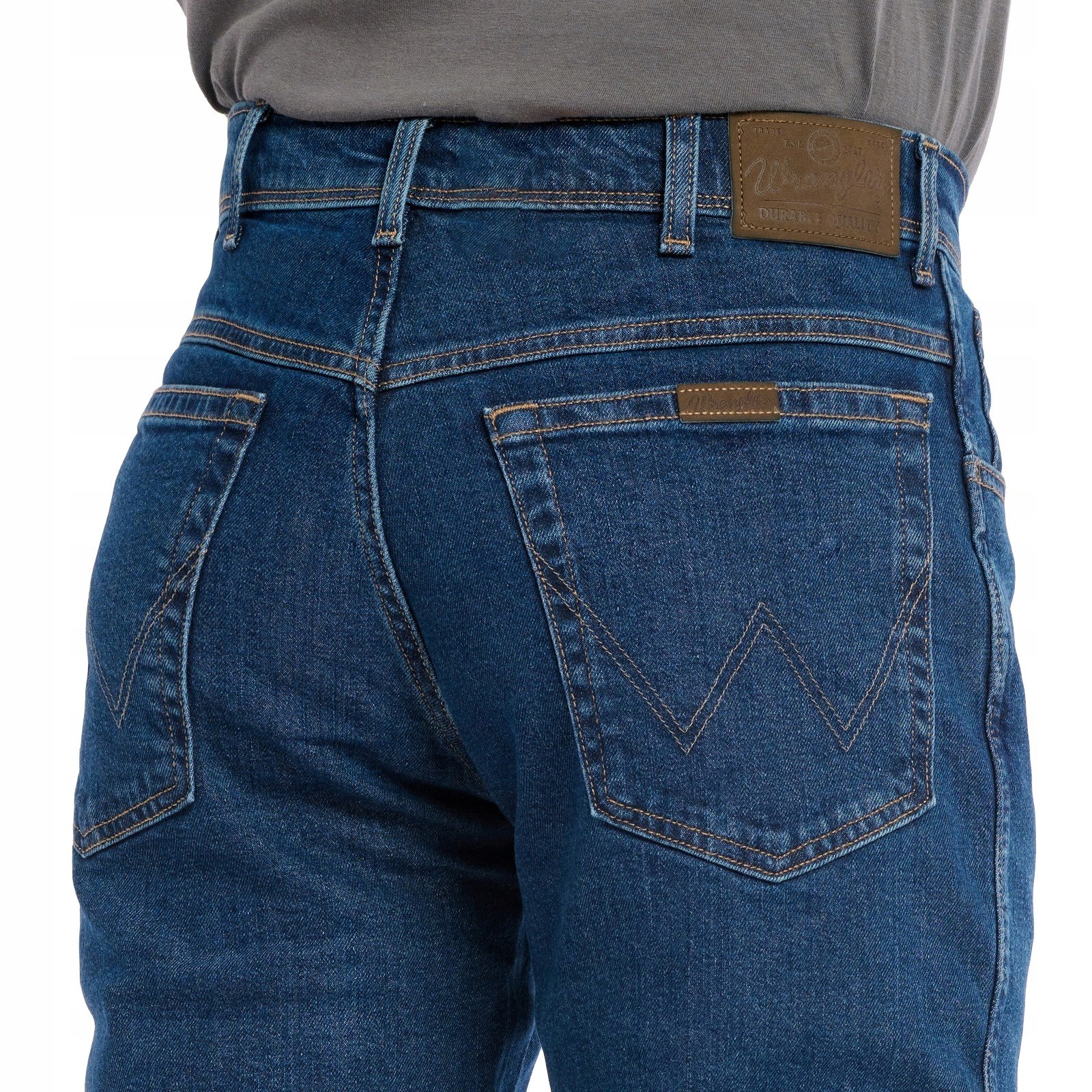 

Wrangler Regular Fit Darkstone W10I23305 33/32