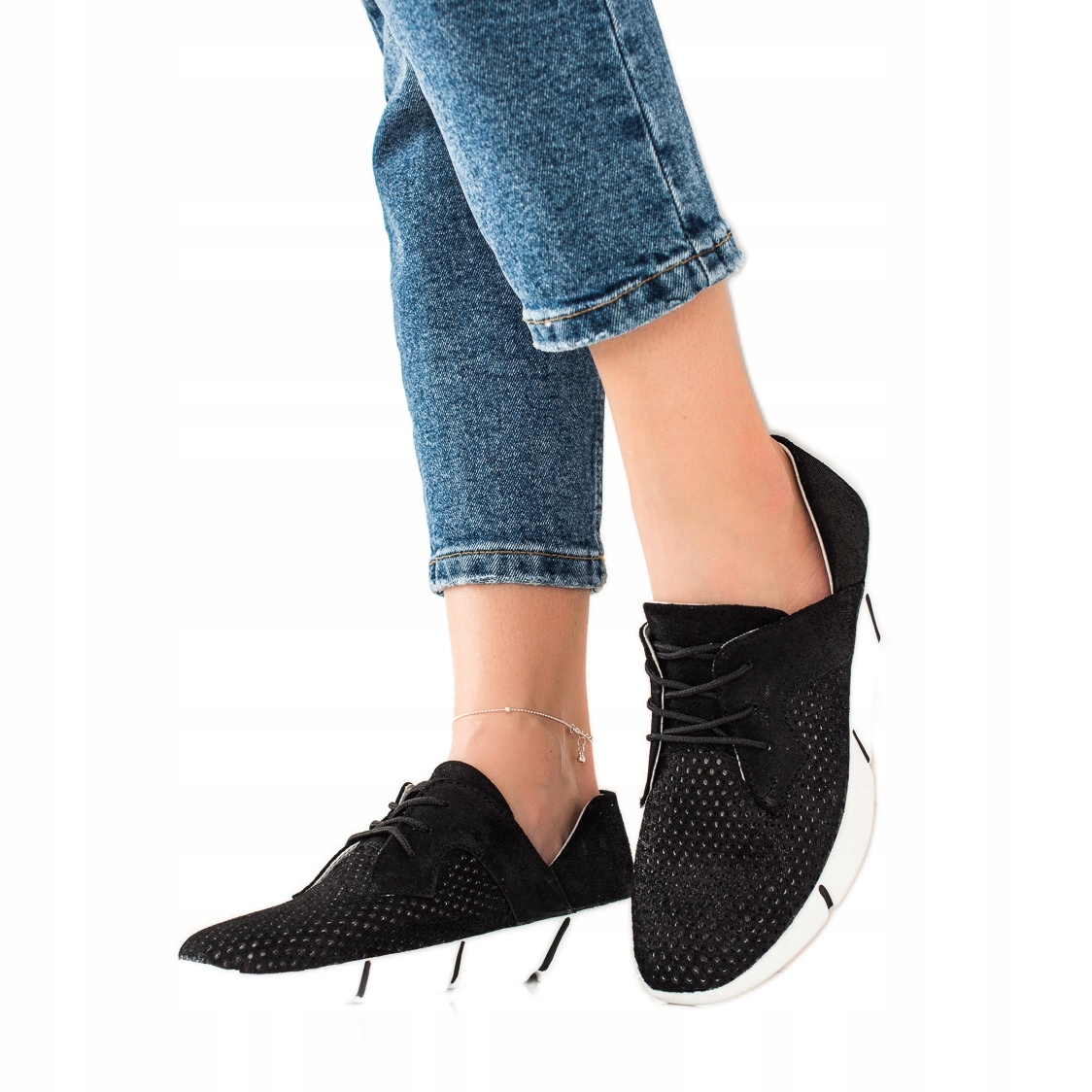 

Czarne Skórzane Buty Ze Sznurowaniem r.40
