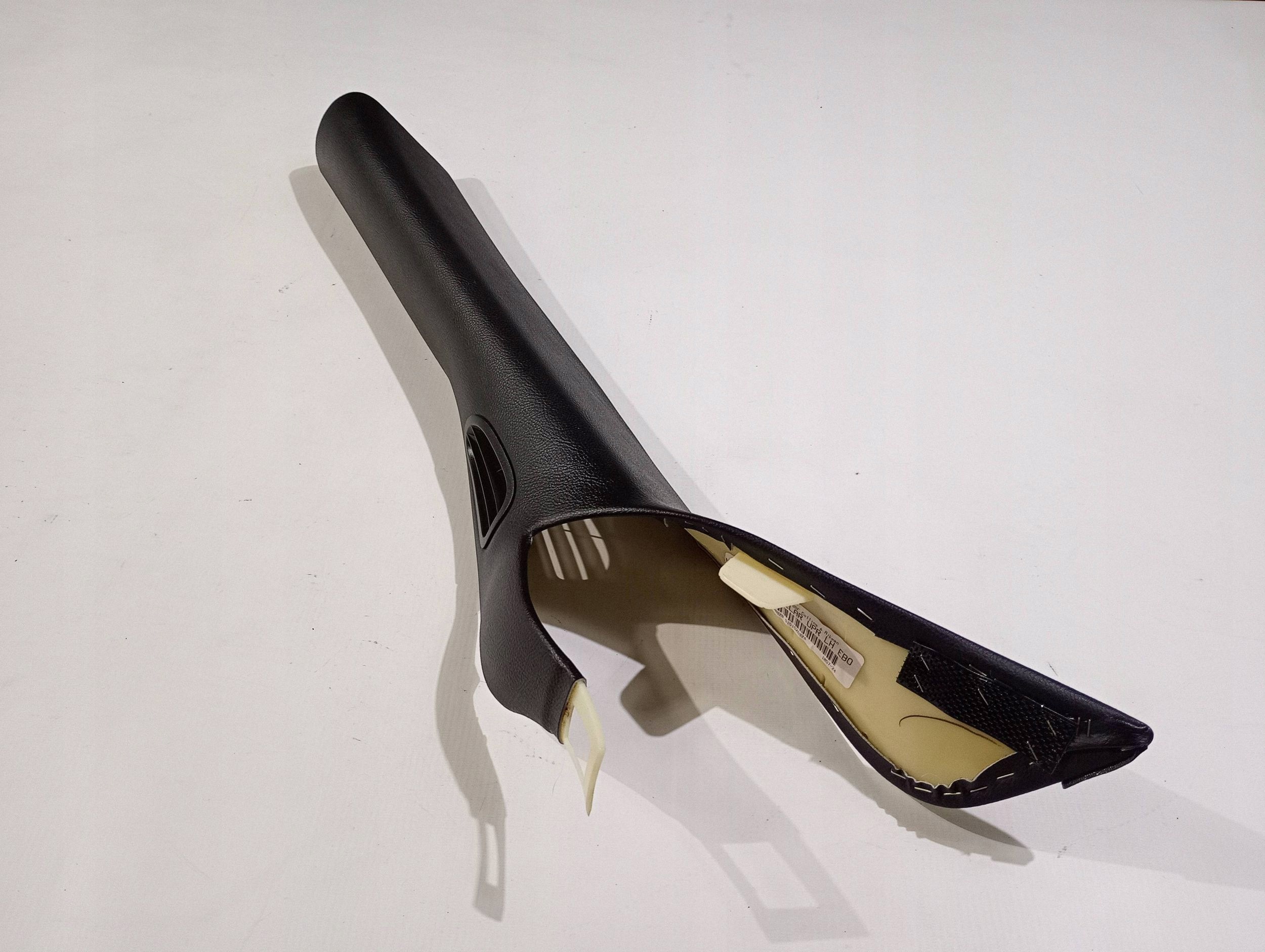 cover side pillar A side left Chevrolet Corvette C6 2005