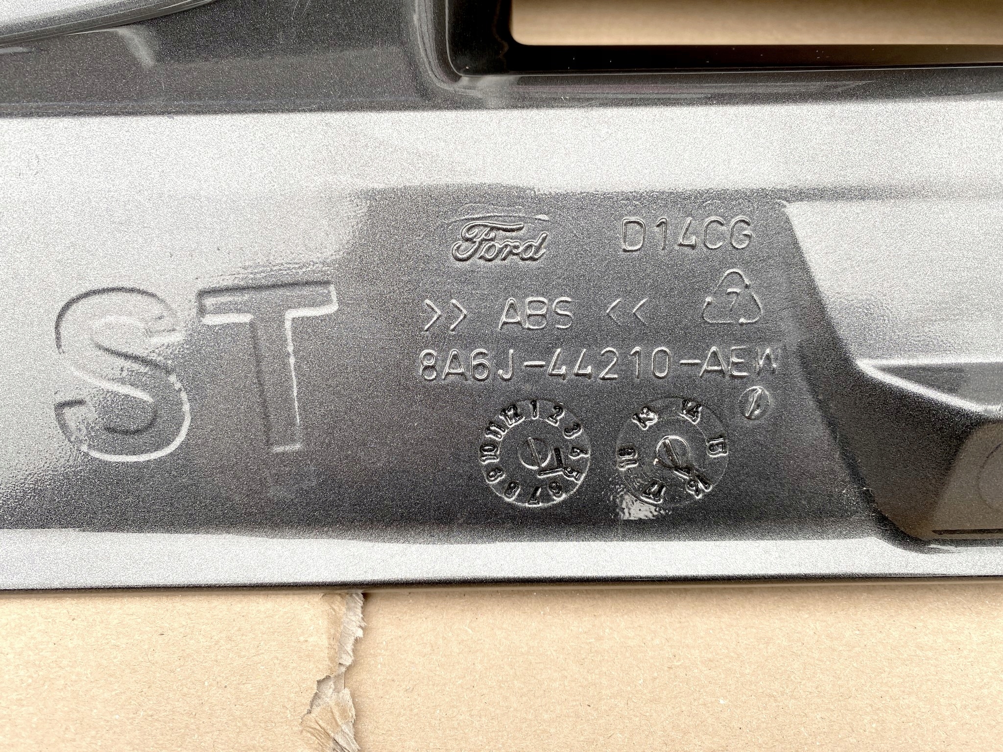 Spojler TYLNY, lotka Ford FIESTA MK7 ST RS - BDB Strona zabudowy tył