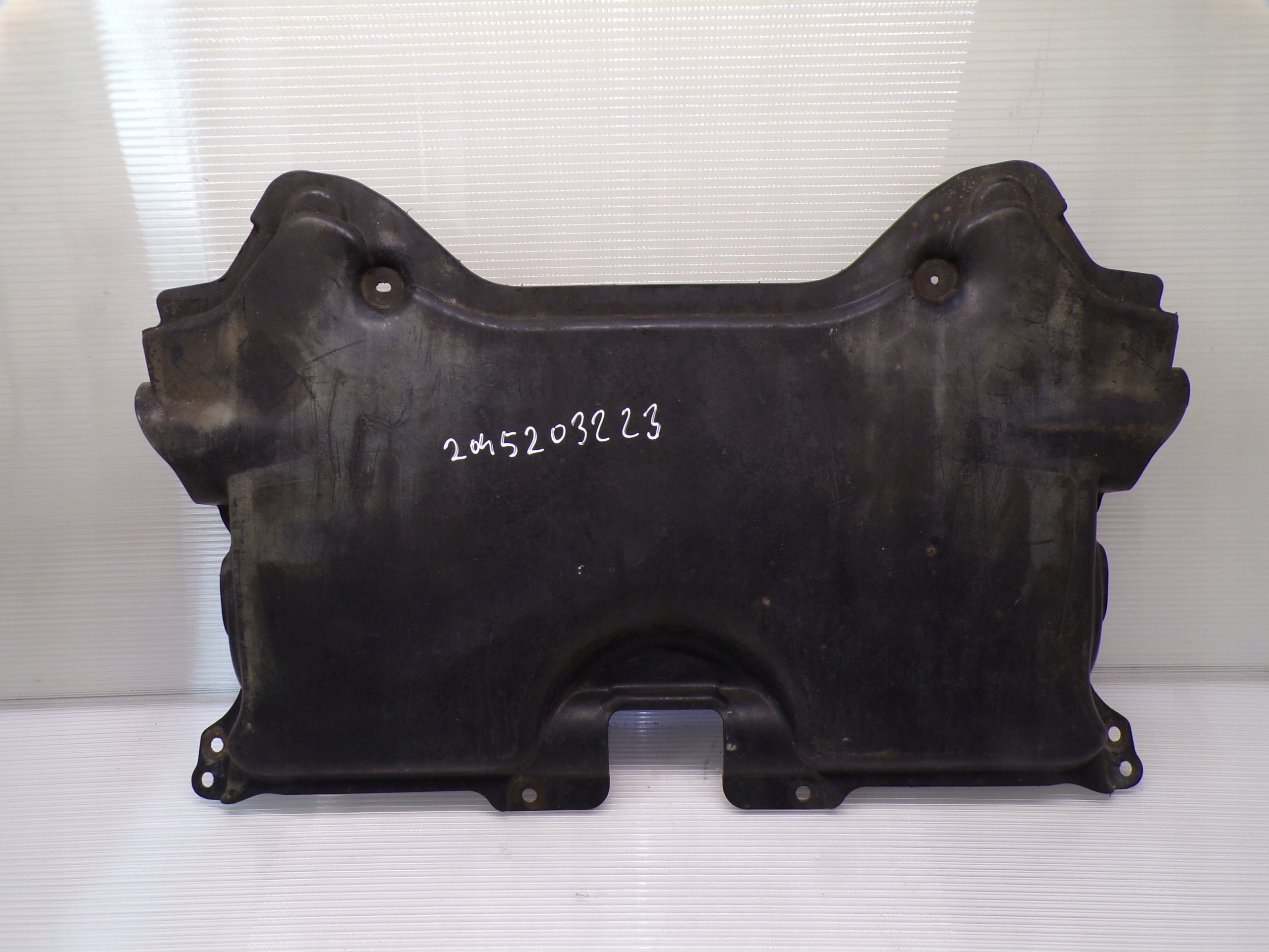 OSŁONA PŁYTA POD SILNIK MERCEDES W204 C KLASA 2045203223