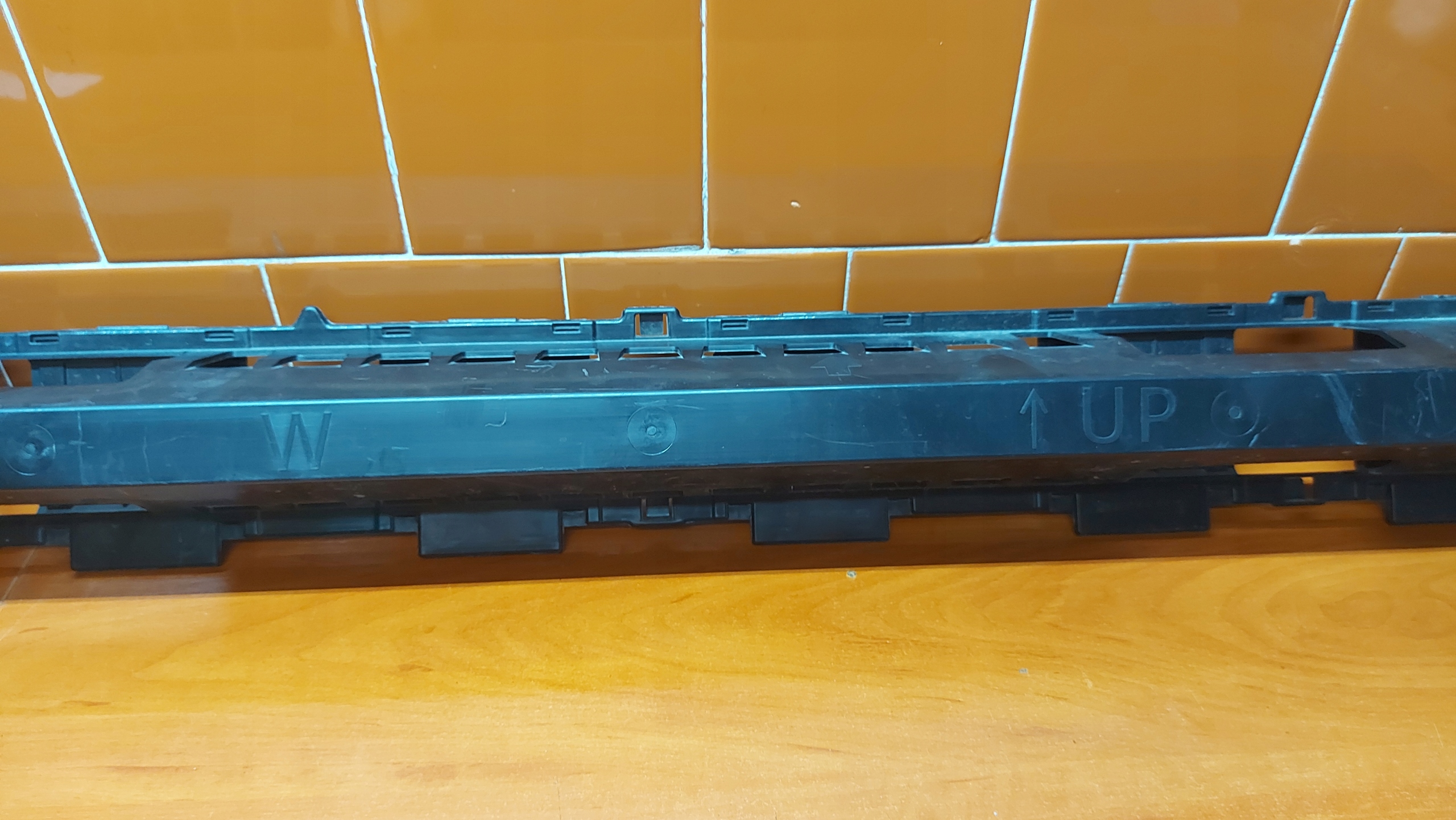 ABSORBER pillar of a bumper front front TOYOTA HILUX 21