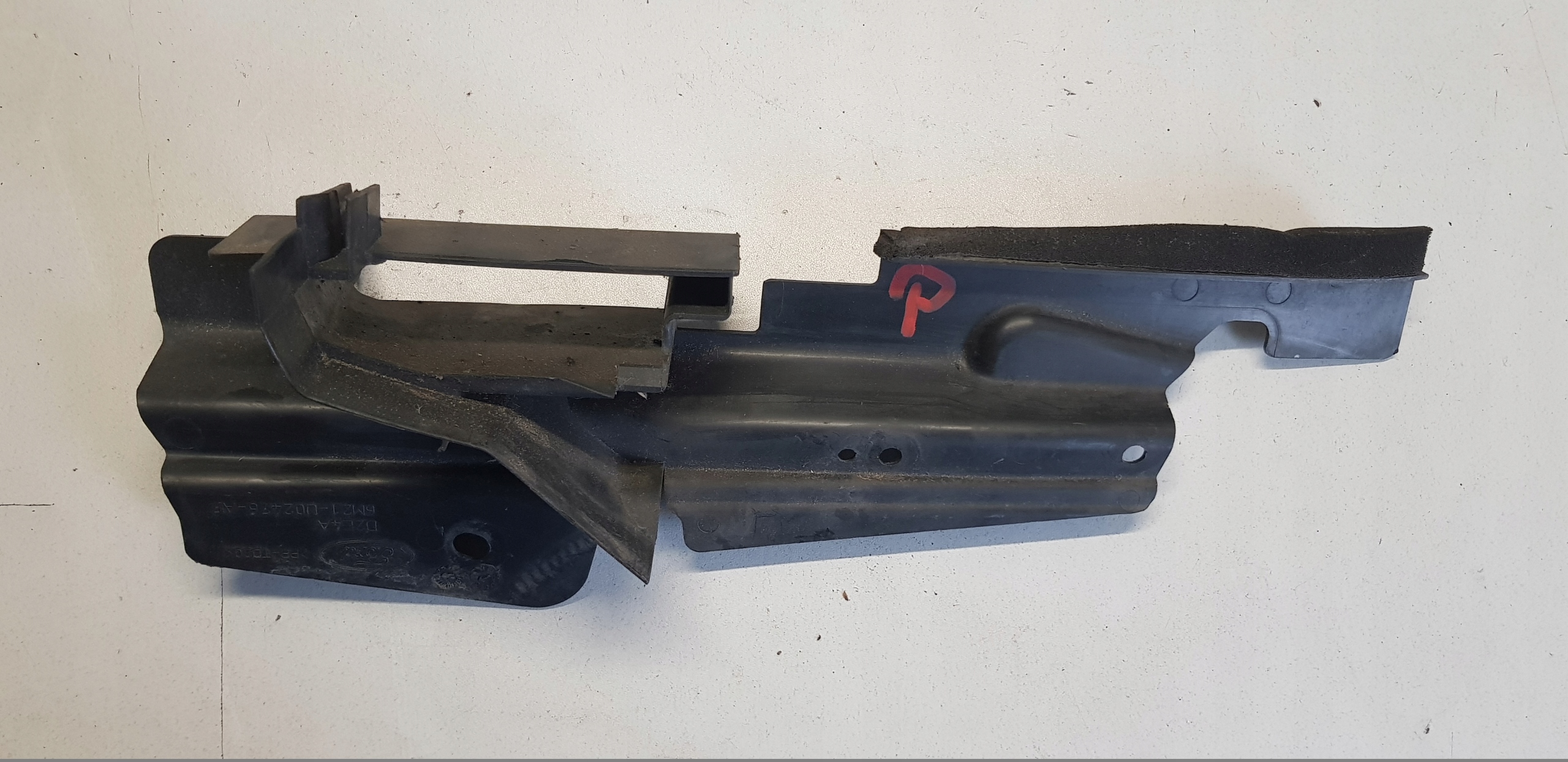 FORD MONDEO MK4 kryt pantu blatníku pravá levá