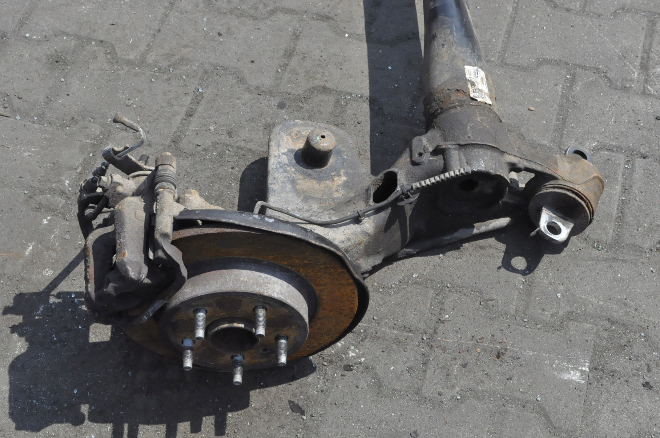 OPEL MOKKA I ZAWIESZENIE BELKA TYŁ 2WD Producent części Opel OE