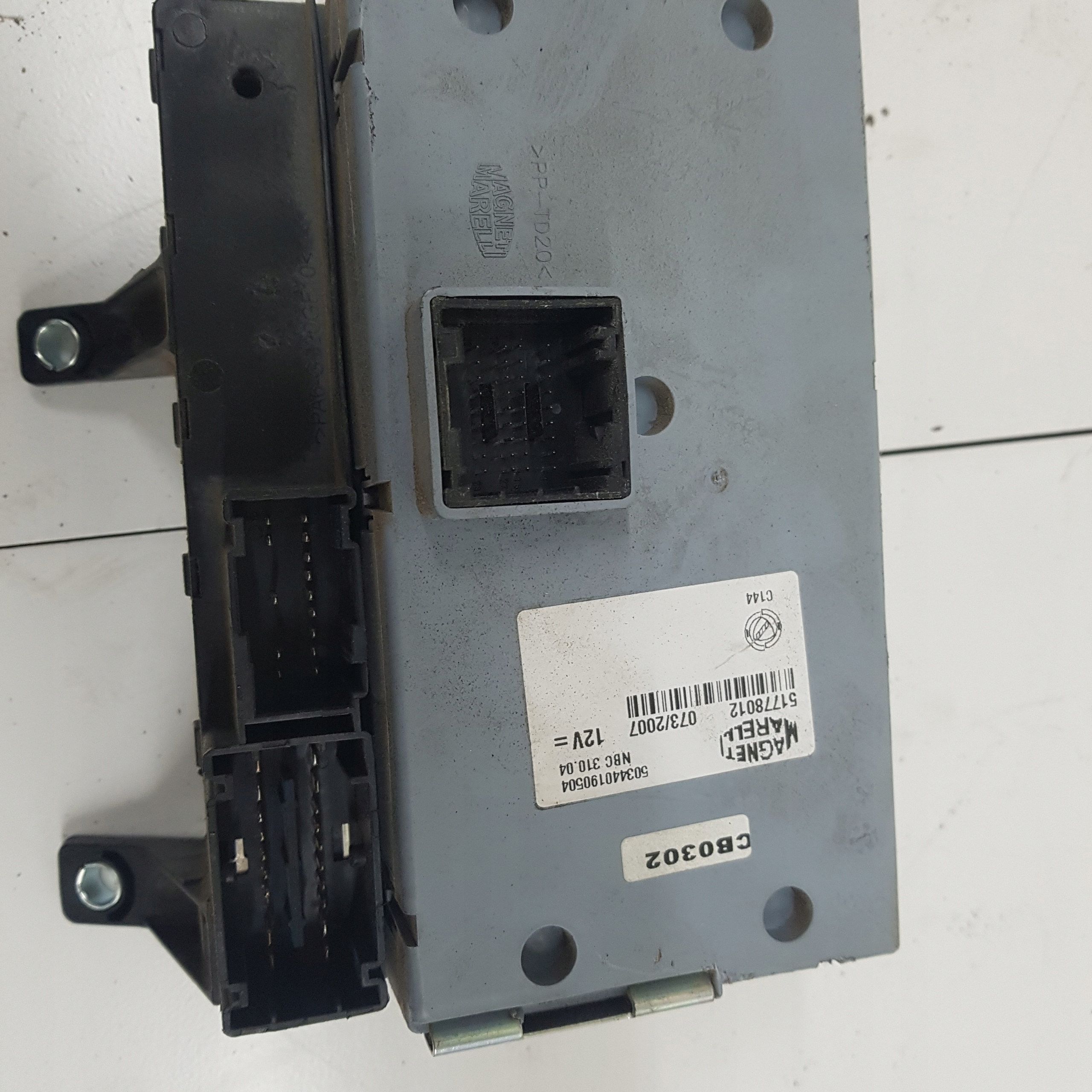 compartment module BSI FIAT LINEA 51778012