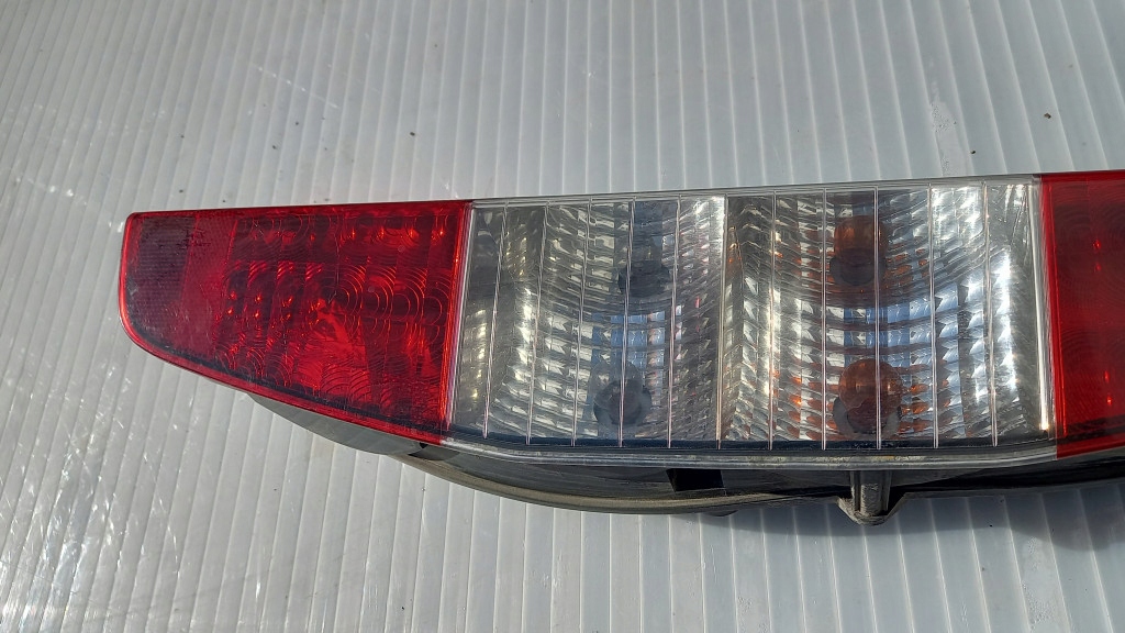 фонарь правый FIAT Doblo I 1.9d 01R