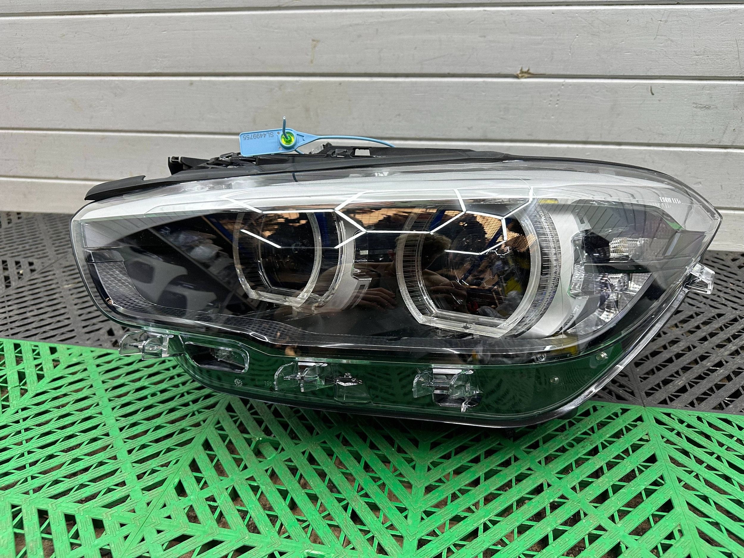 light front side left BMW 1 F20 F21 LCI SHADOW 8739571