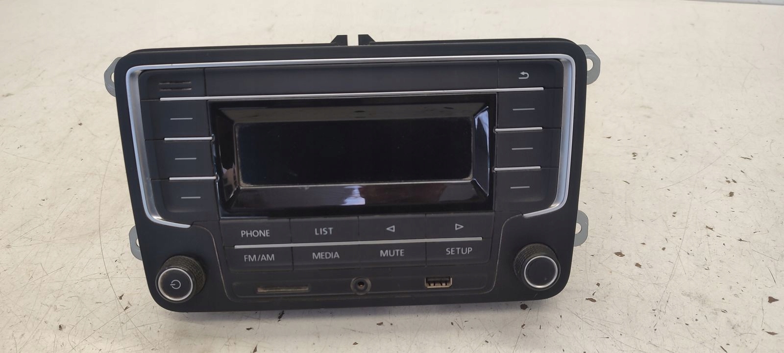 Radio kod VW Caddy 2K5