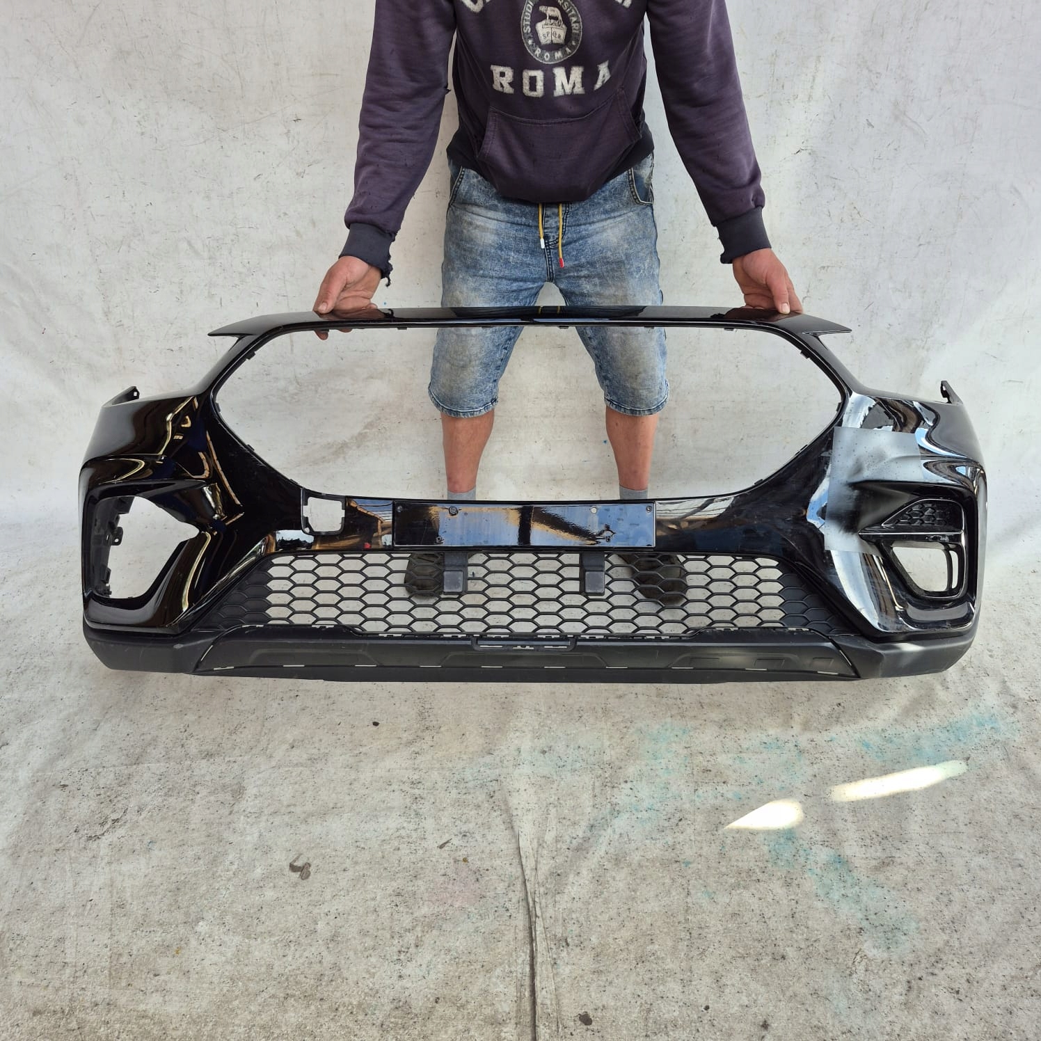 MG ZS and 1 LIFT 22-24 bumper front front