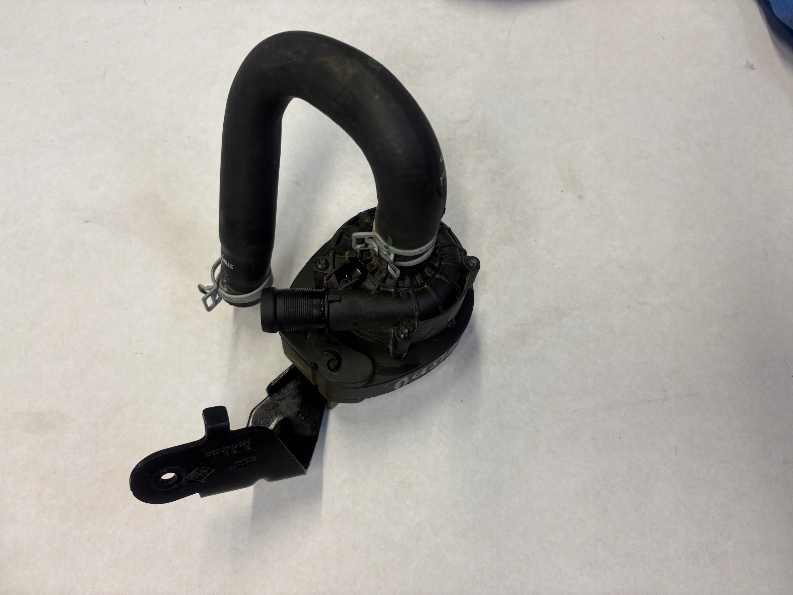 RENAULT AUSTRAL 1,2 EH water pump 210101470R