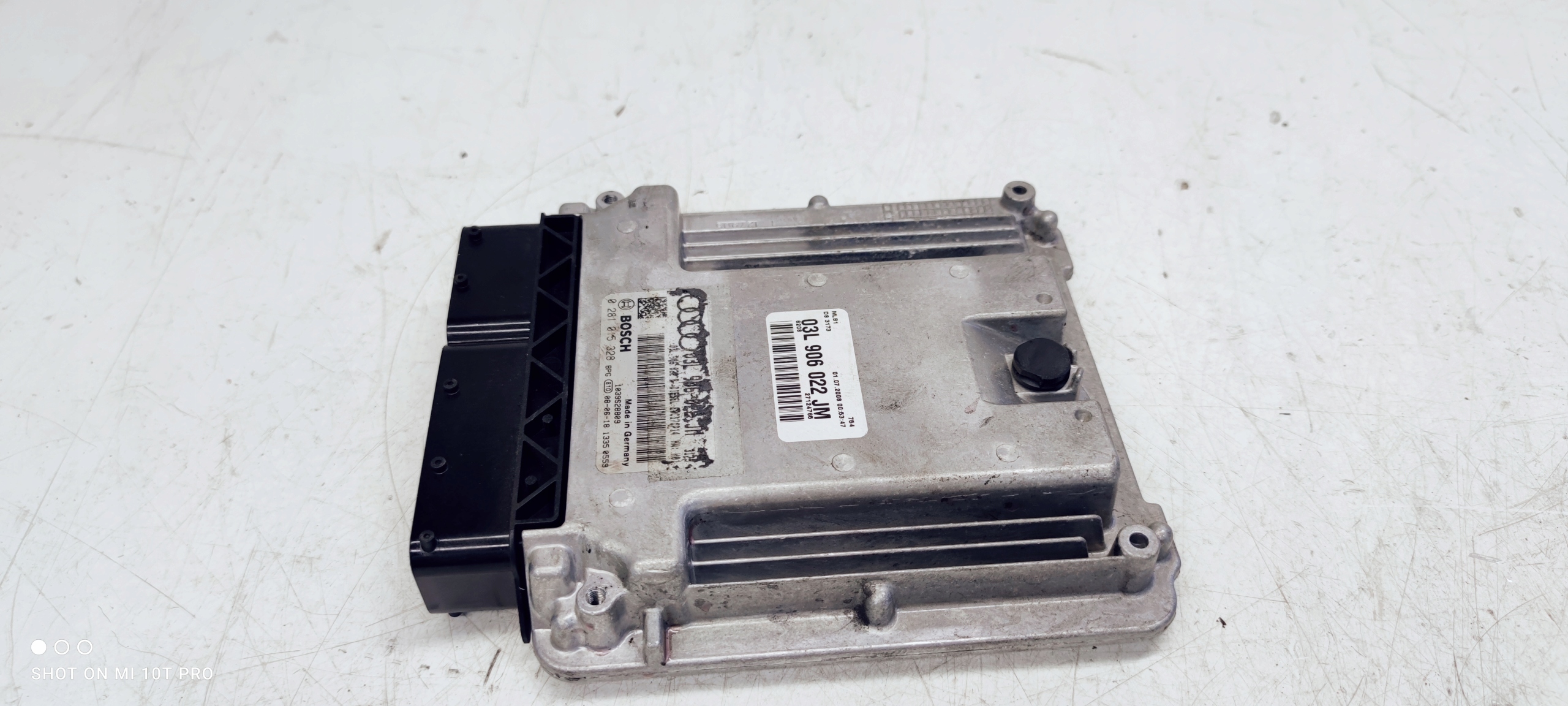 computer control unit of the engine AUDI A4 B8 03L906022JM