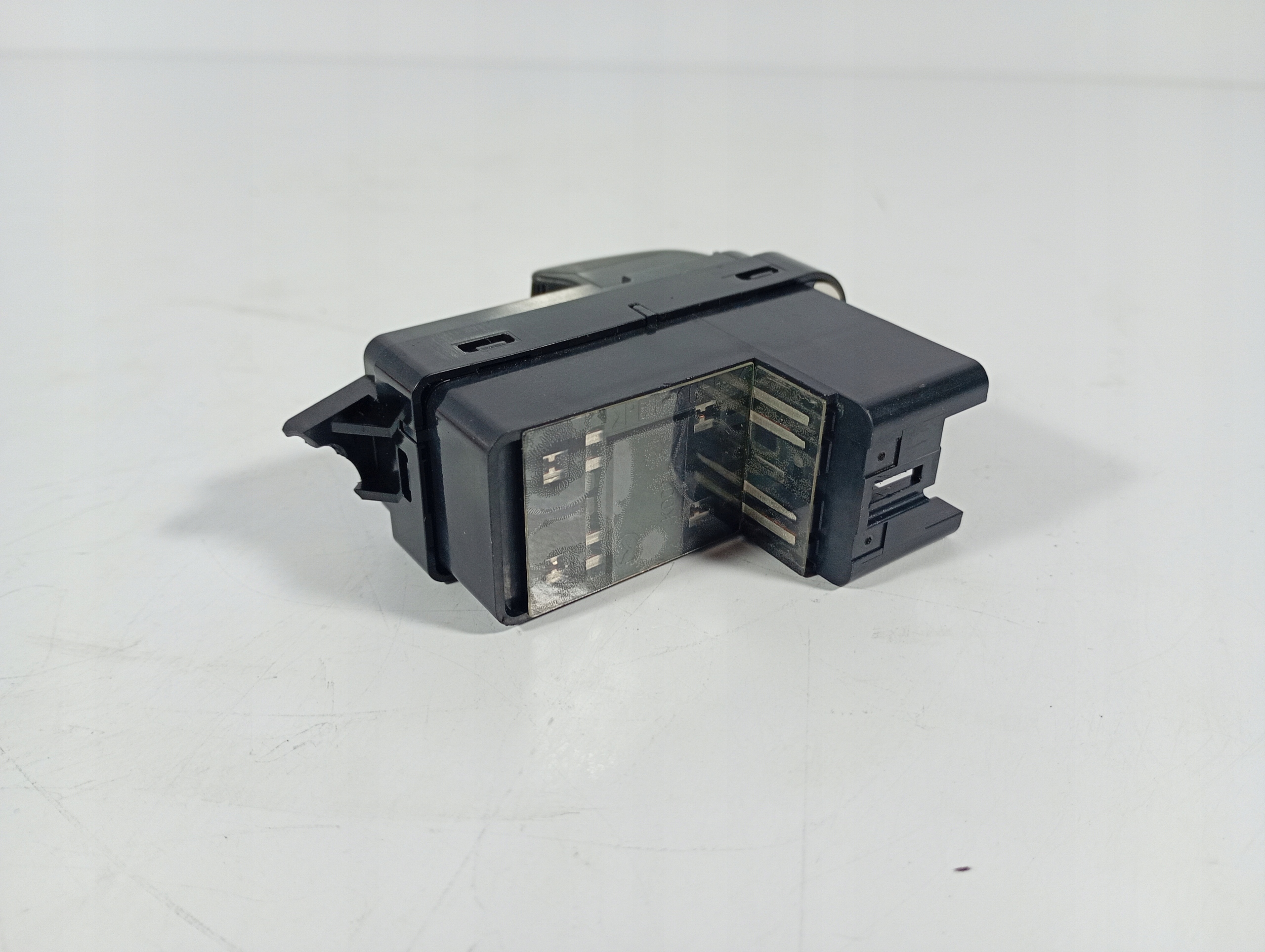 Mazda 6 VI 02-08 switch switch button windows right OE GP9A66370