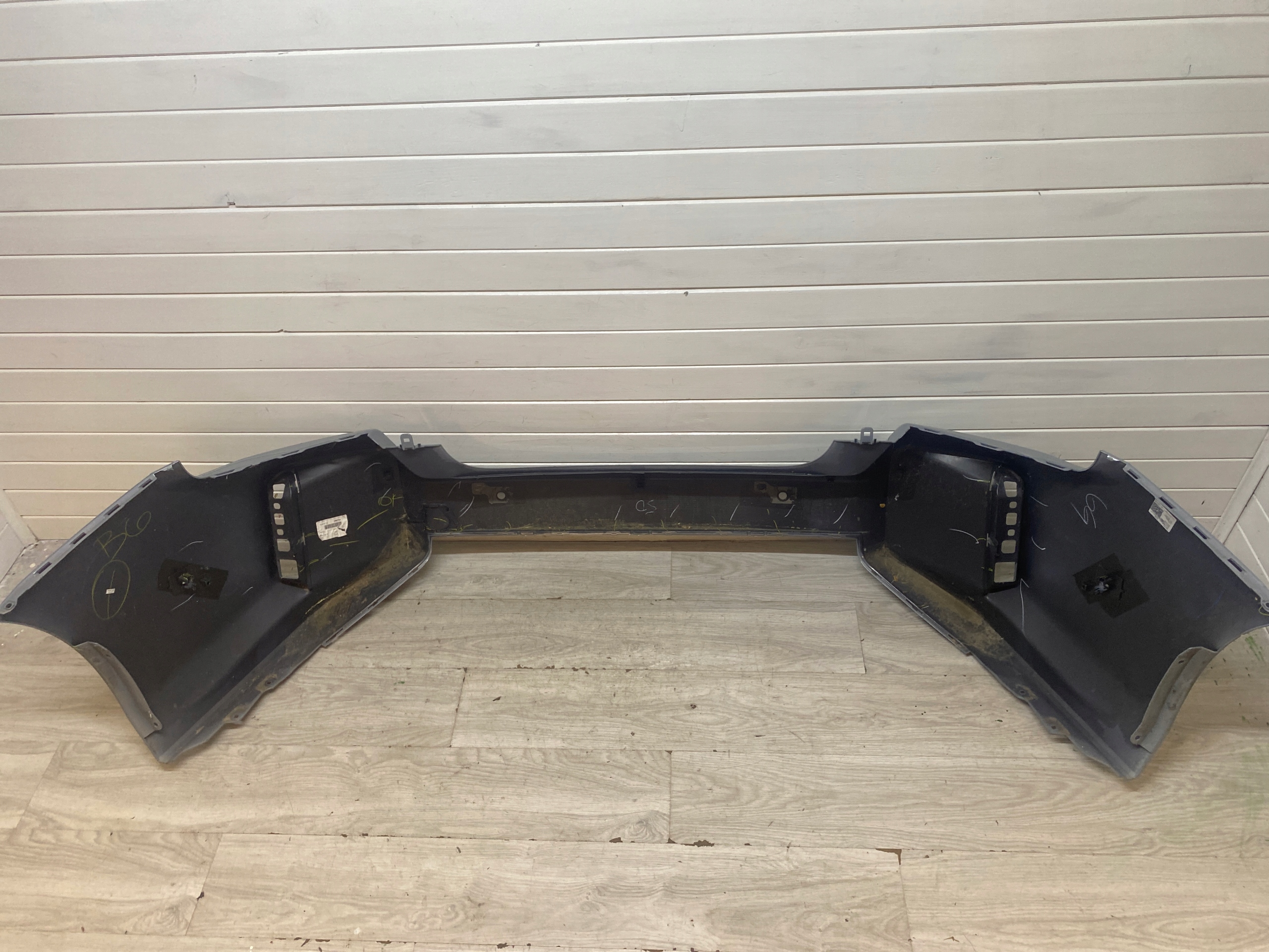 BMW G87 M2 bumper rear part 8081235