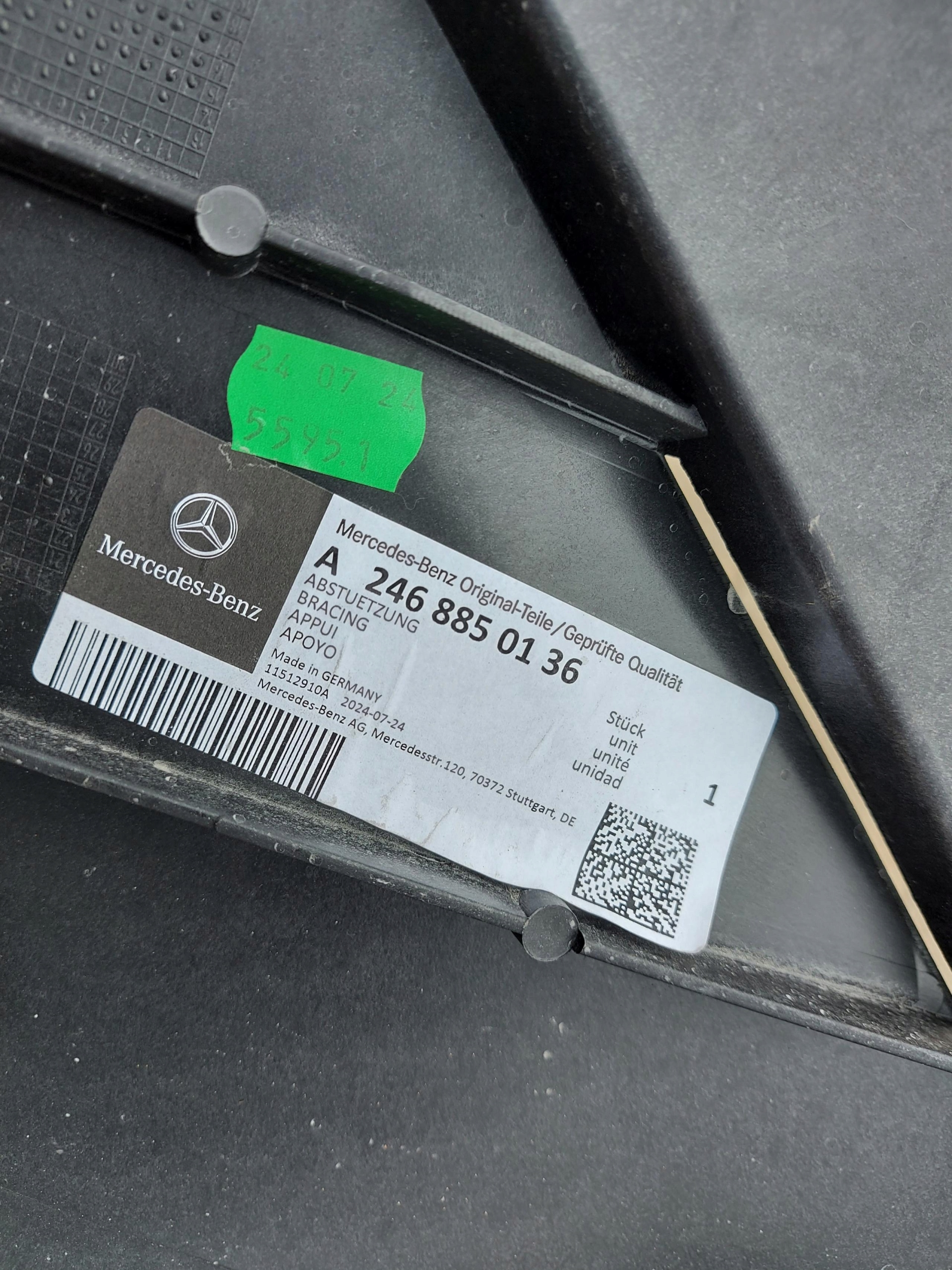 MERCEDES W246 kryt nárazníku předek A2468850136