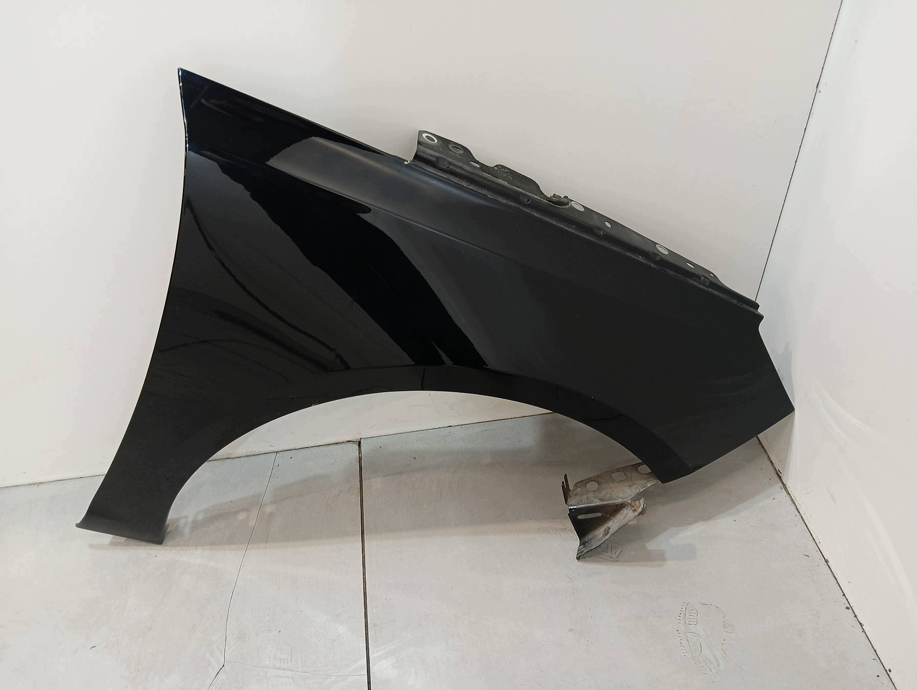 fender right front KTVD T9 Peugeot 308 II (2014- )