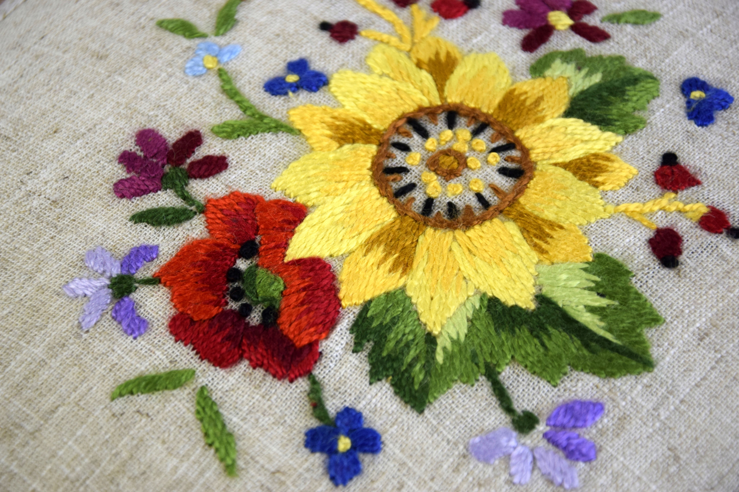 POSZEWKA Z HAFTEM Dekoracyje Naturalne Poszewki 40/40 LNIANA Z Koronką Rodzaj dekoracyjna