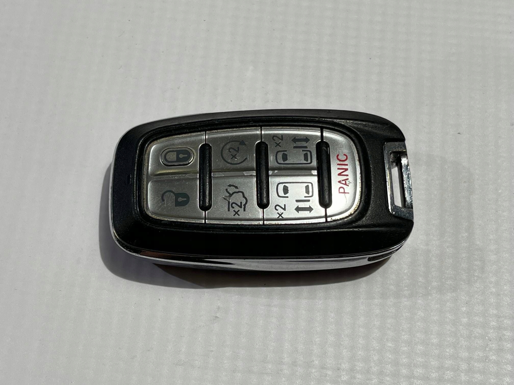 key pilot original Chrysler Pacifica 2017