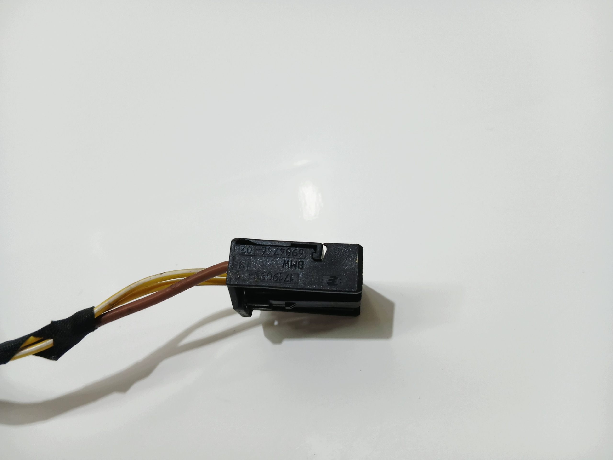 KOSTKA lights to the bonnet boot BMW X1 E84 OE