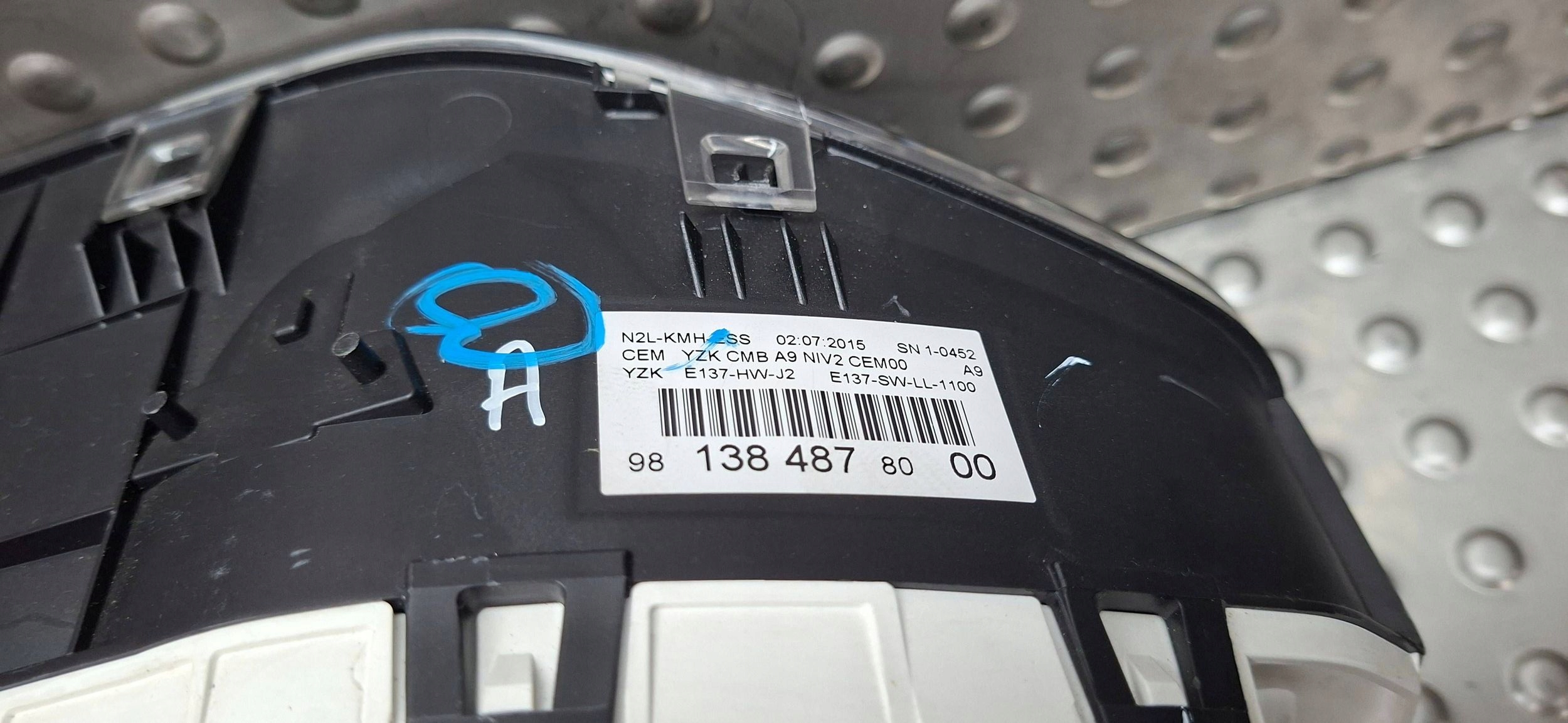 dials 9813848780 PEUGEOT 208 2008 1.2 VTI 2012