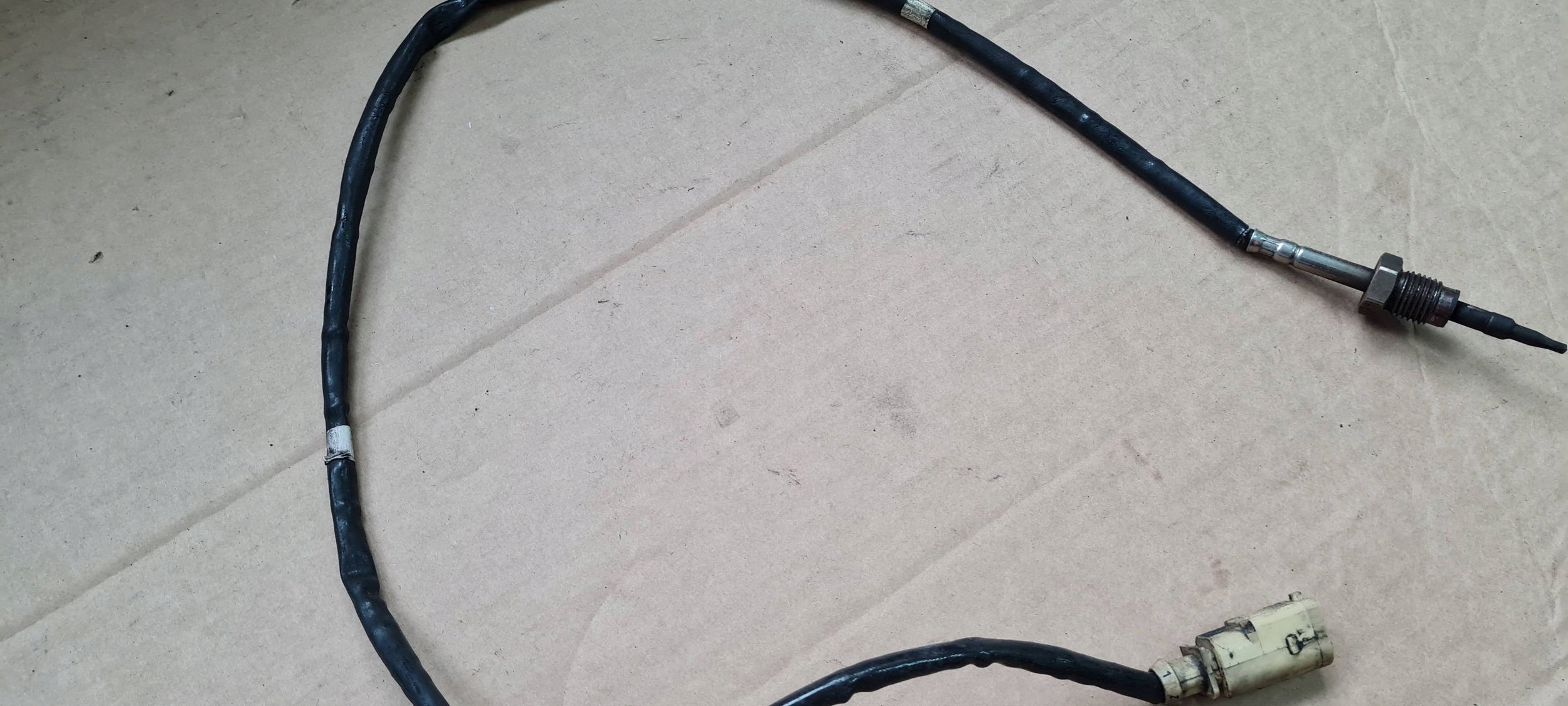 A4 B9 8W Sensor TEMPERATURY 2.0 TDI 8W0906088F A5 8W