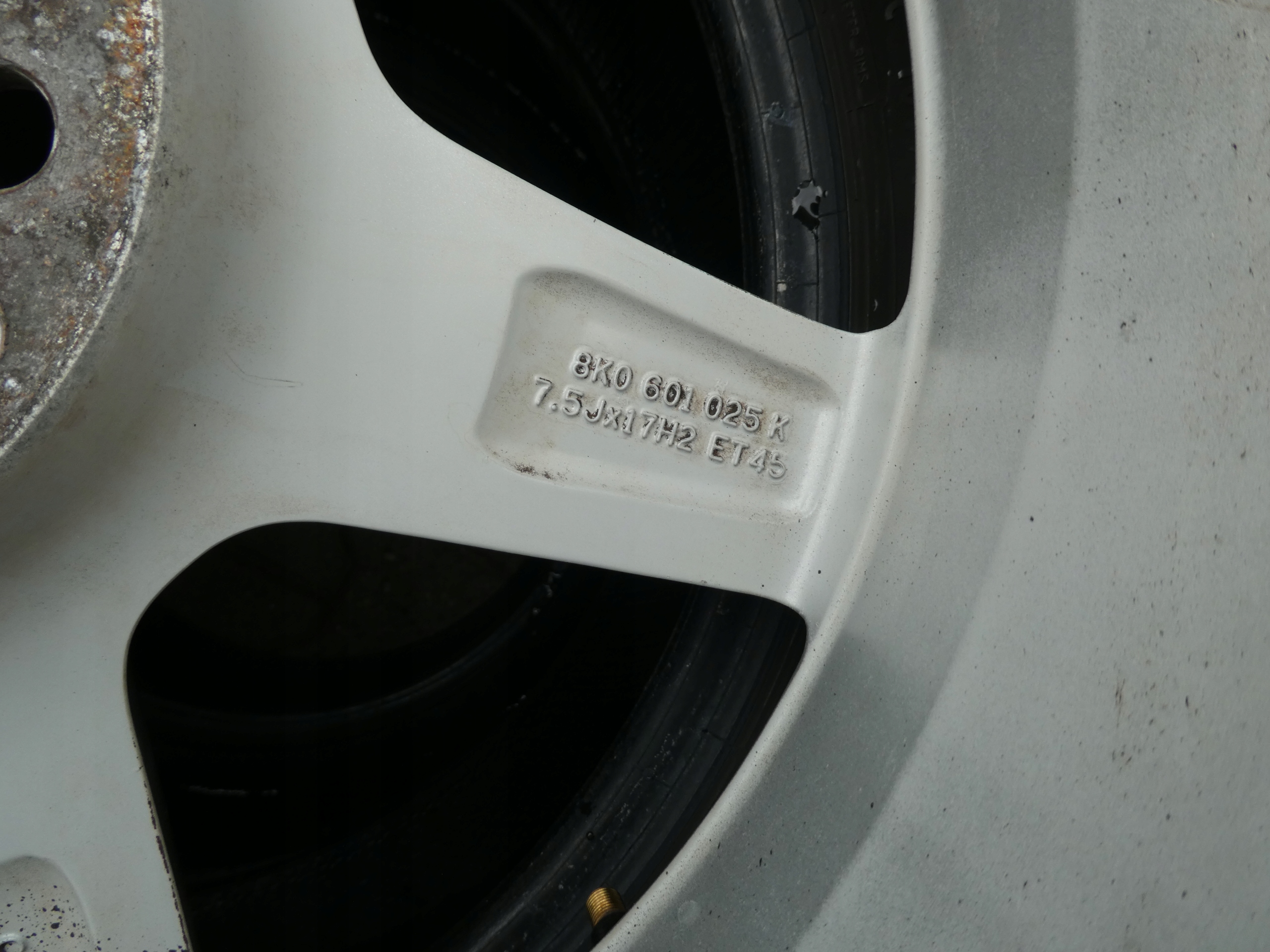 4X discs aluminium disc 8K0601025K AUDI 5X112