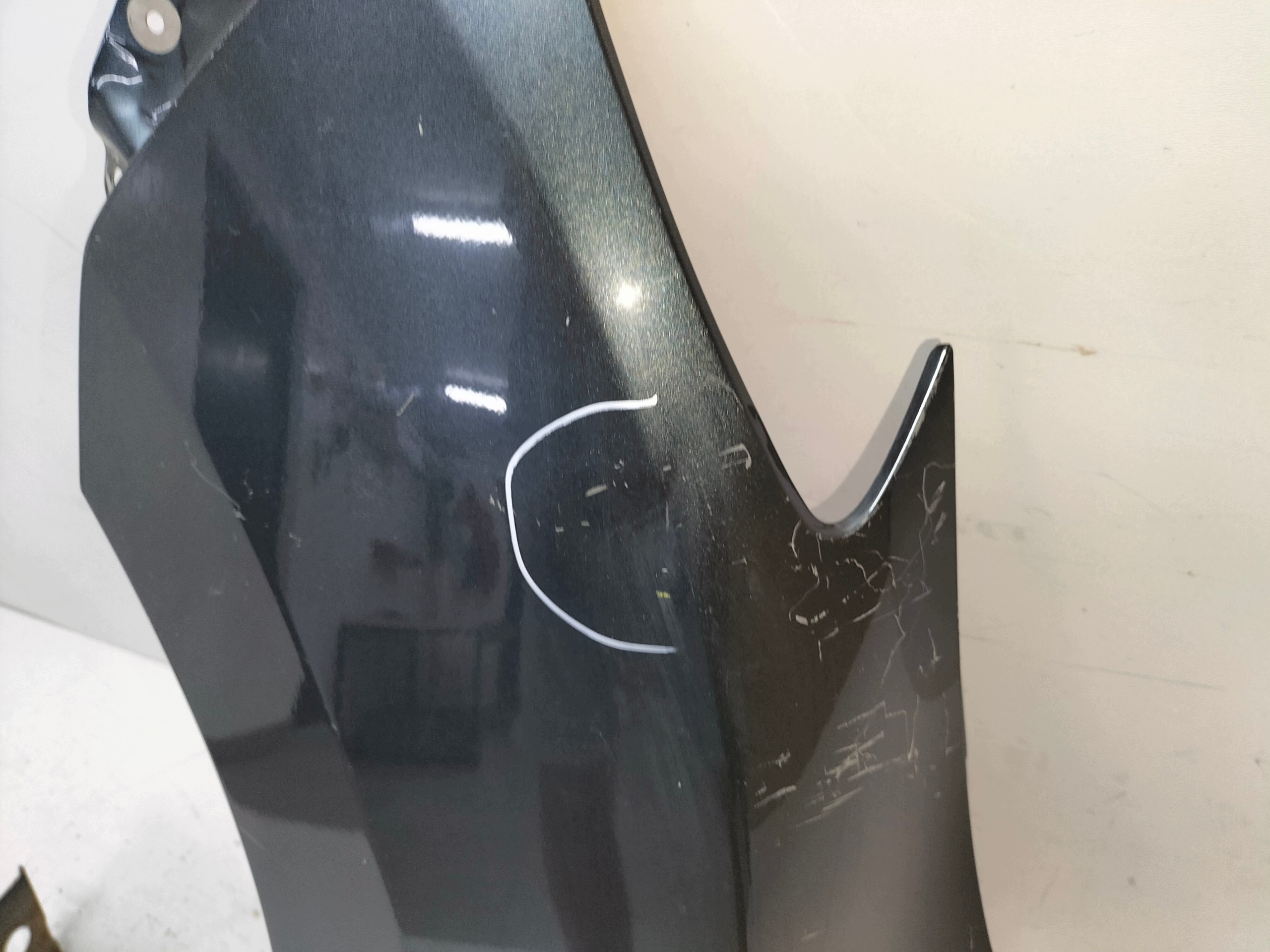 fender front front left MAZDA 5 V CW 10