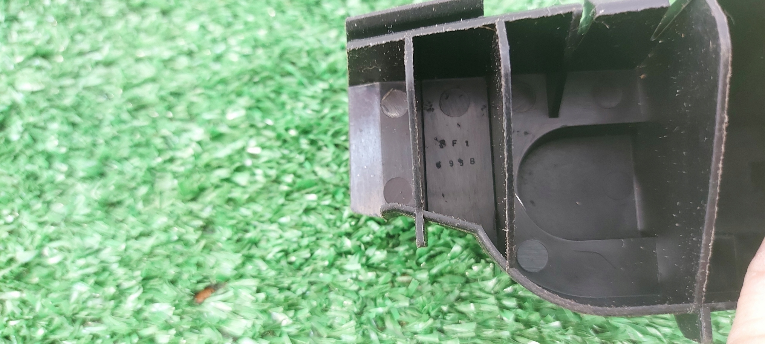 TOYOTA COROLLA E12 HB LIFT left bumper bracket rear part
