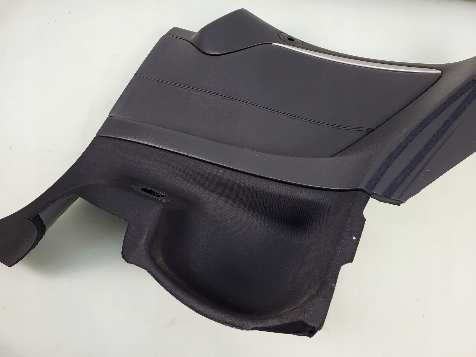 MERCEDES CLK A209 W209 CABRIO side upholstery right rear part