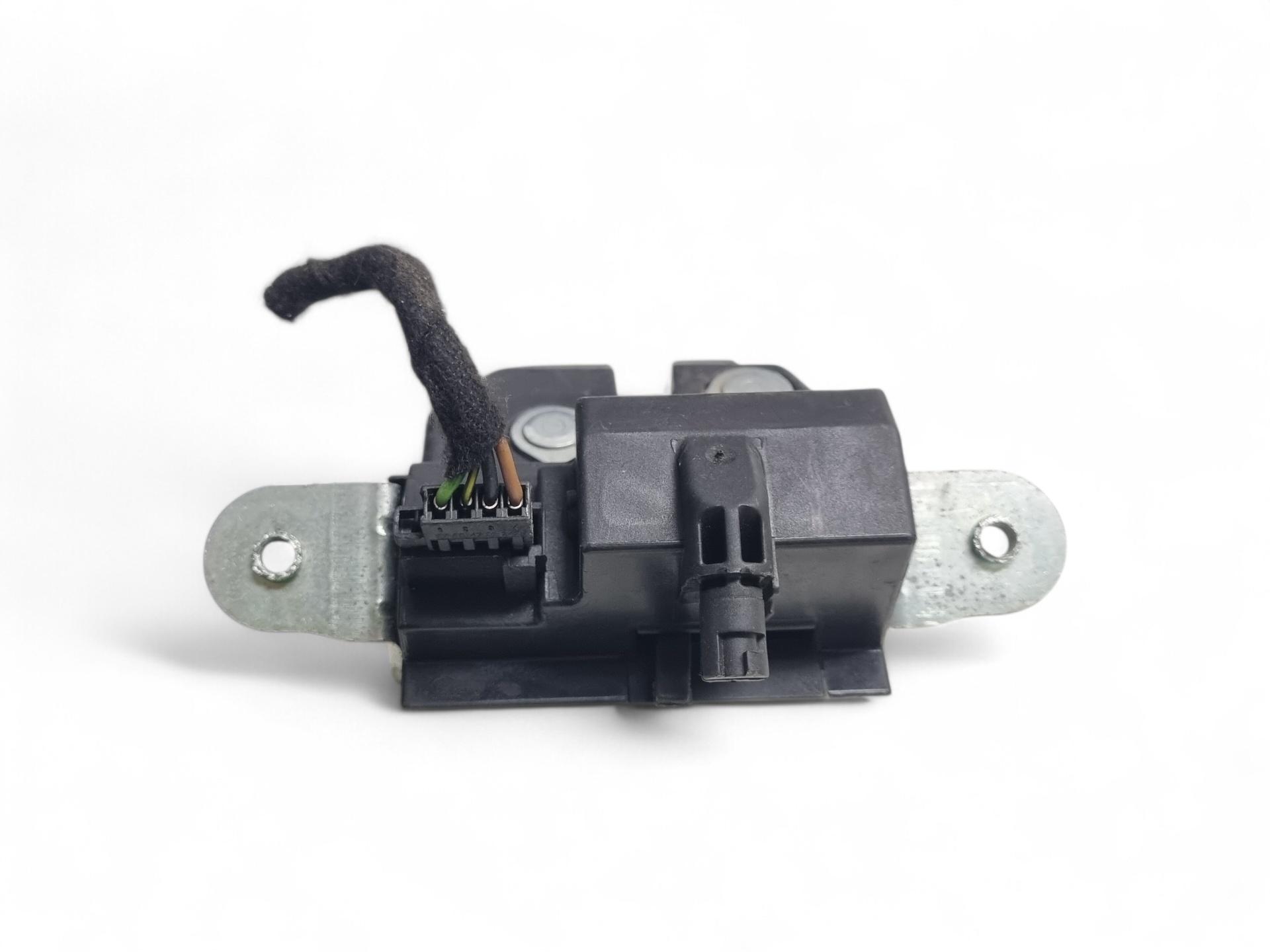 lock bonnet boot Opel Meriva B 2010 13317445