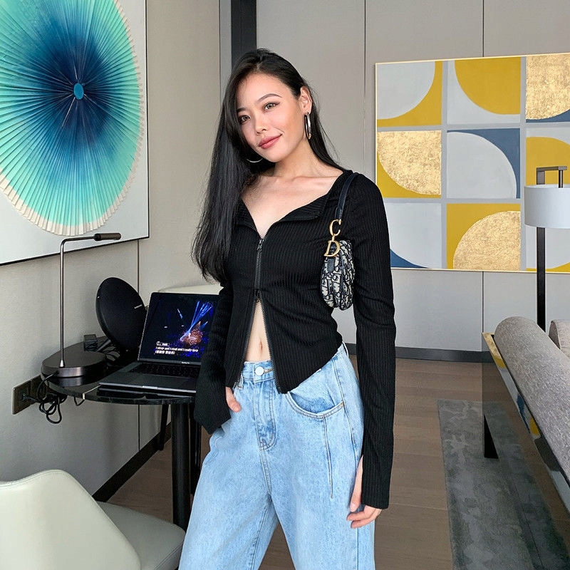 WYJĄTKOWA BLUZECZKA NA DWA SUWAKI OBCISŁA CZARNA Marka Holy Store