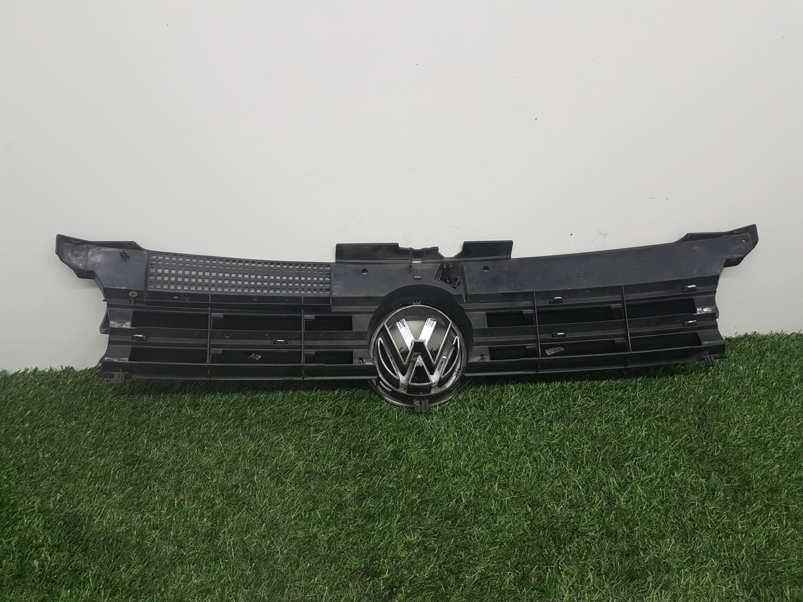 maszk hűtőrács VOLKSWAGEN GOLF 4
