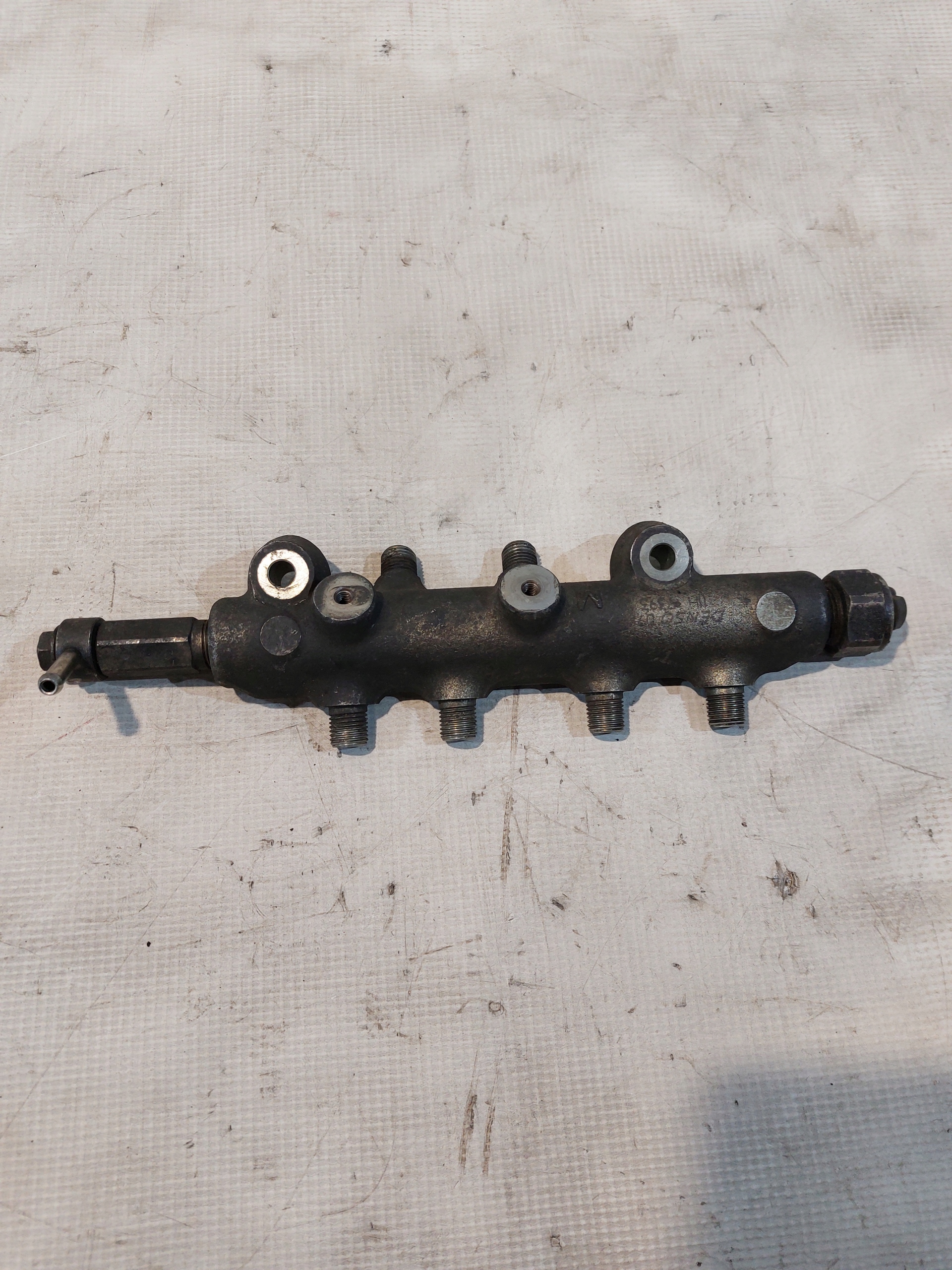 Rampe injection MAZDA 5 2.0CITD