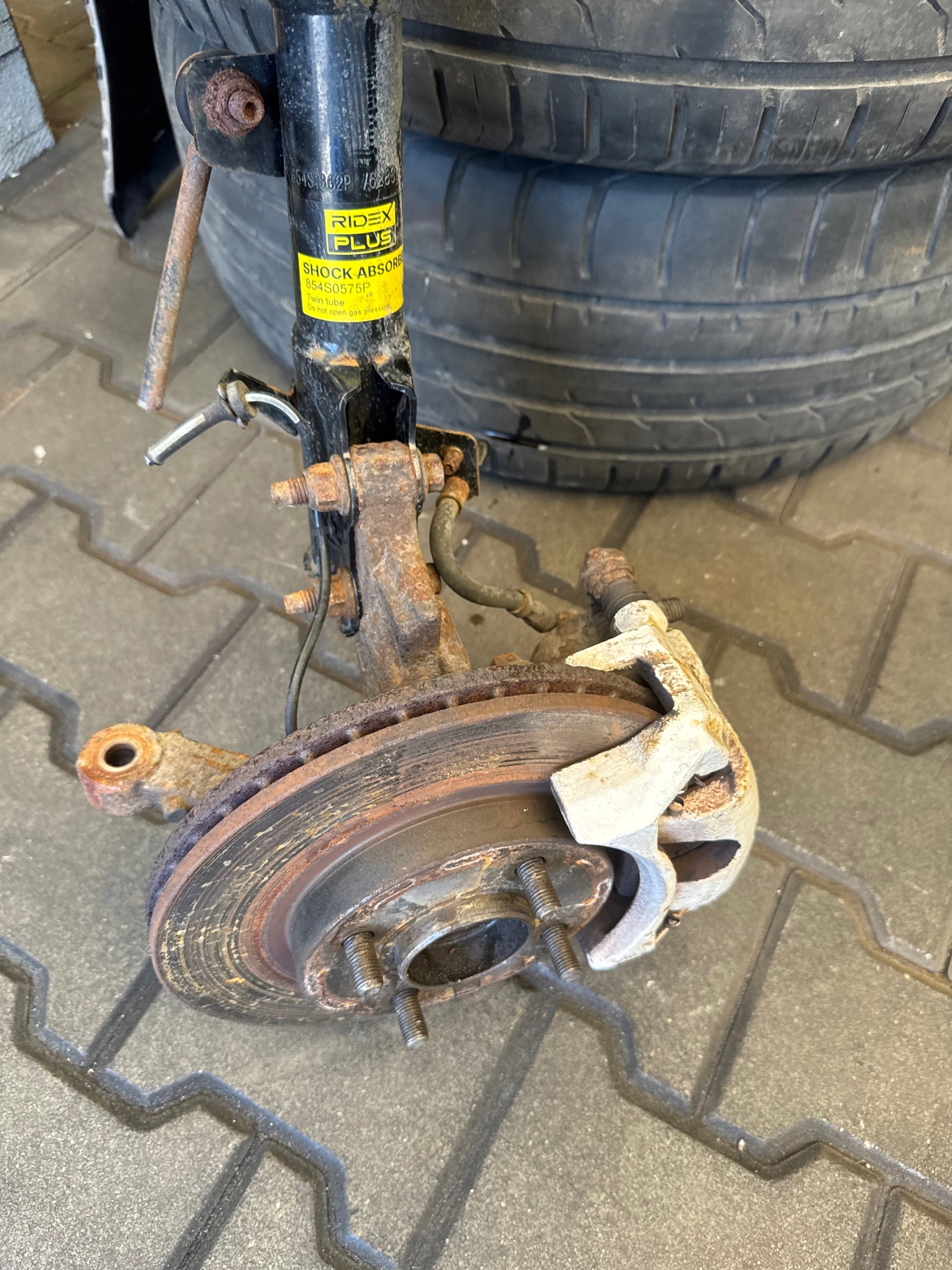 FORD FIESTA MK7 MCPERSON right front 1.25 petrol complete