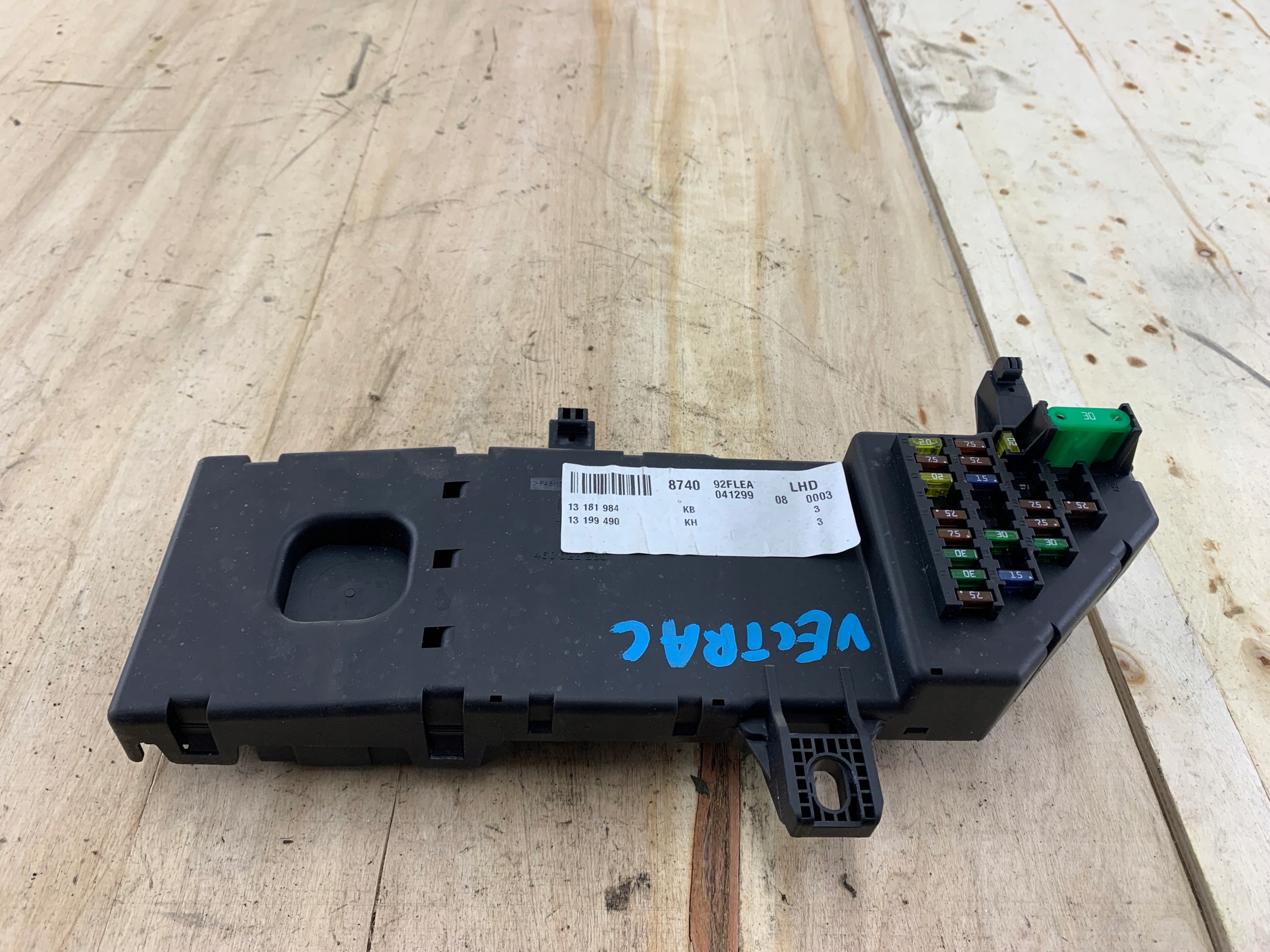 OPEL VECTRA C Module fusibles Unité commande confort 13181984 13199490