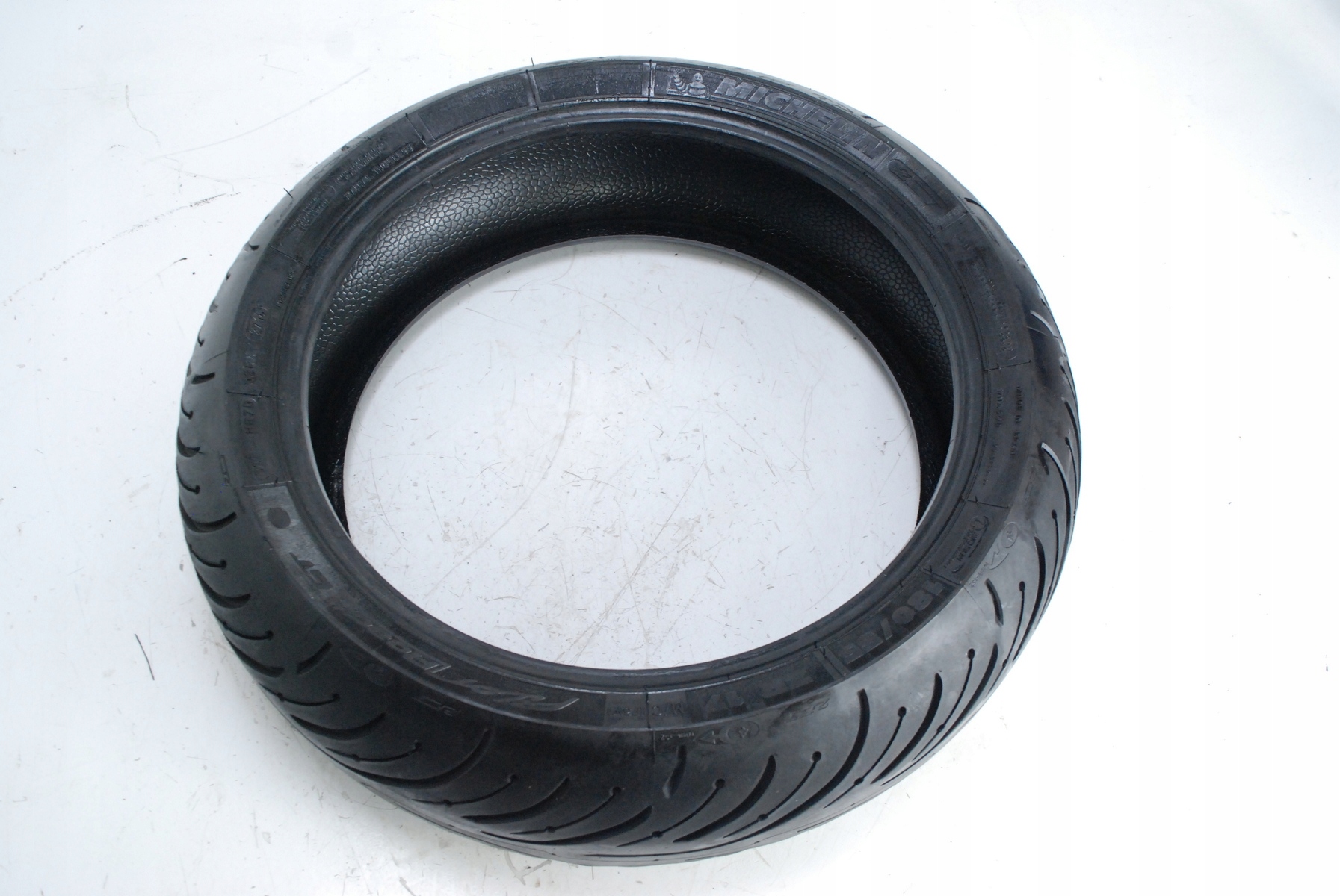 Шины Michelin Pilot Road 4 GT 180/55/17