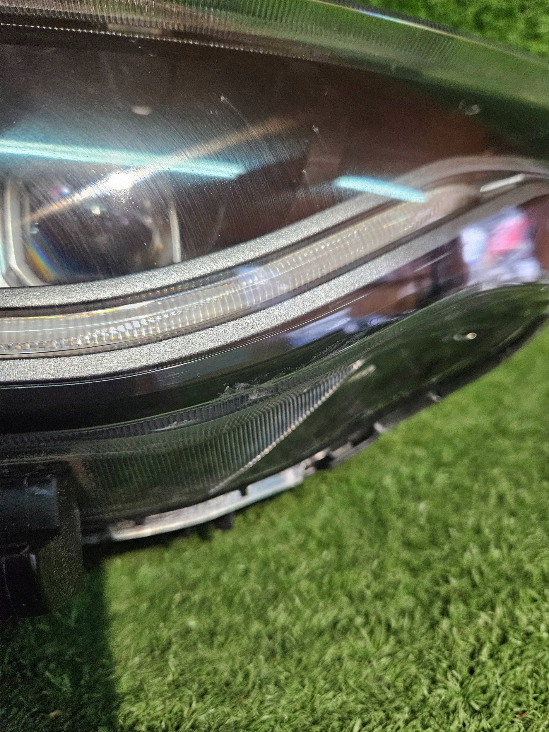 REFLEKTOR right front KIA SOUL II 20- FULL LED NR.R1772