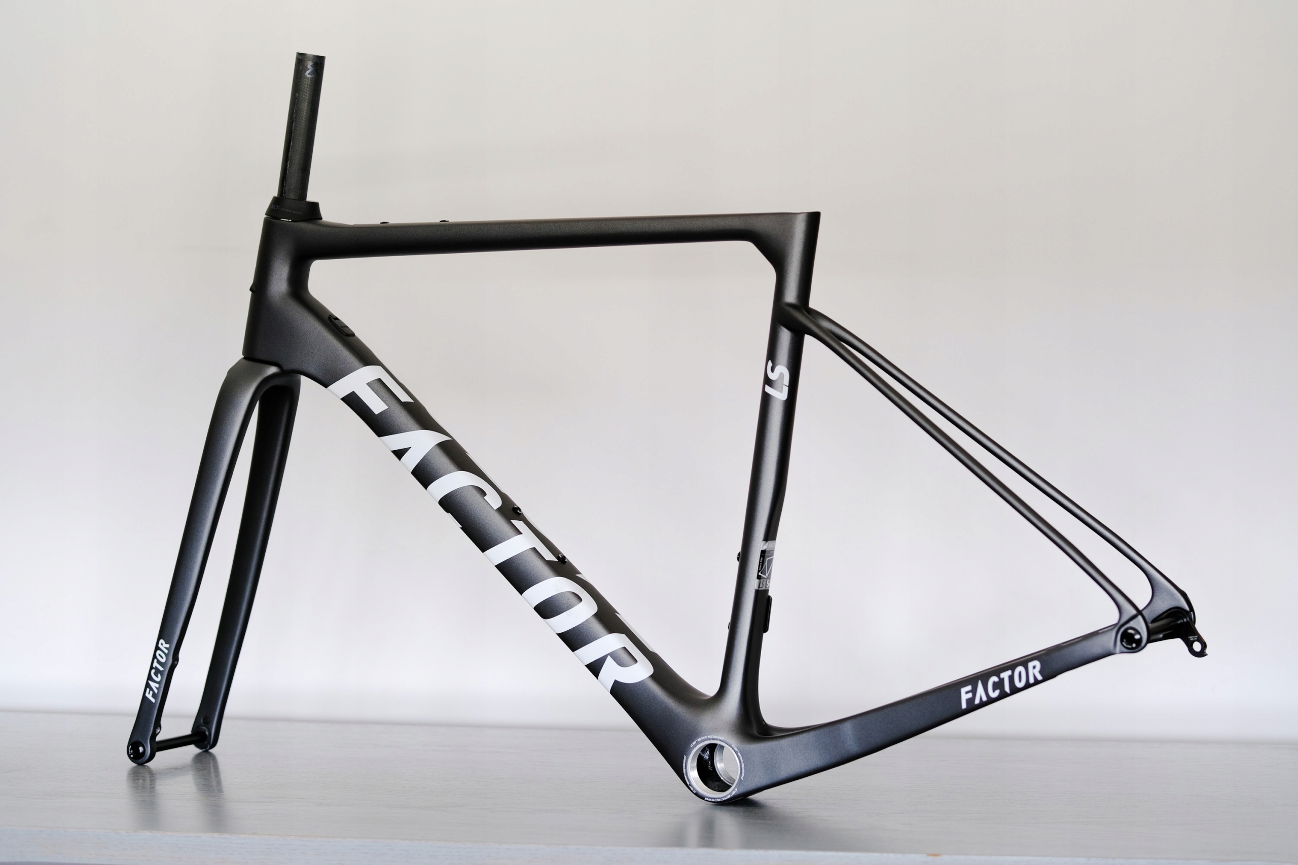 Rama Factor (Zestaw Solo) Ls Disk k. Gunmetal, r. 56