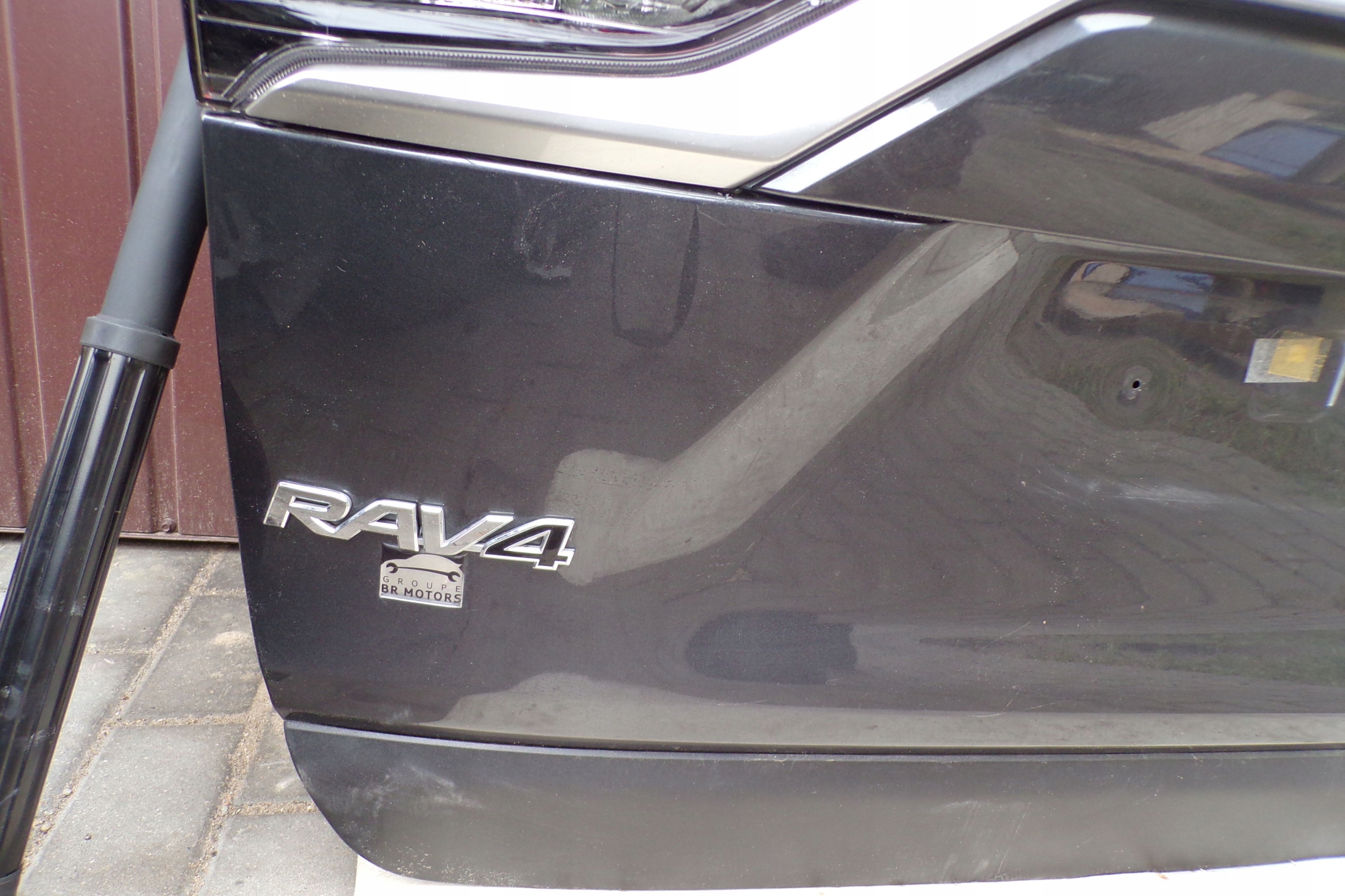 KLAPA RAV4 HYBRID KOMPLETNA 2019- Producent części Toyota OE