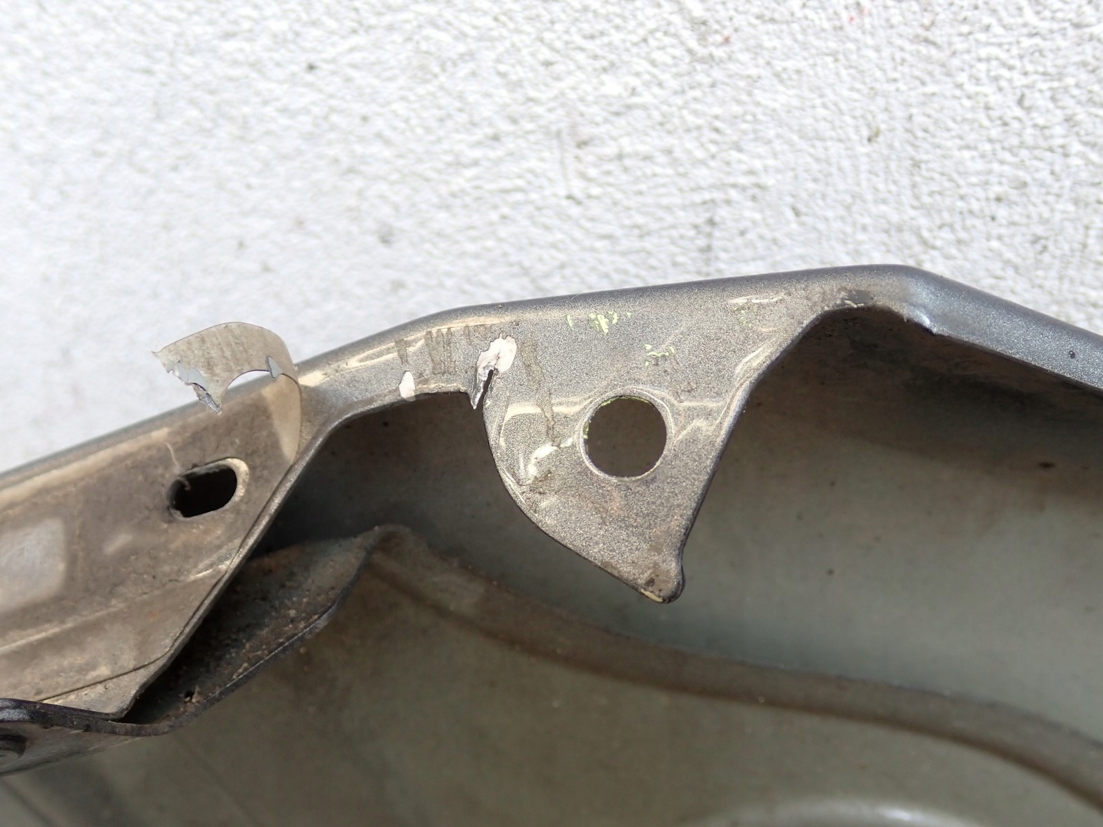 fender left front front MERCEDES E KLASA 213 2016