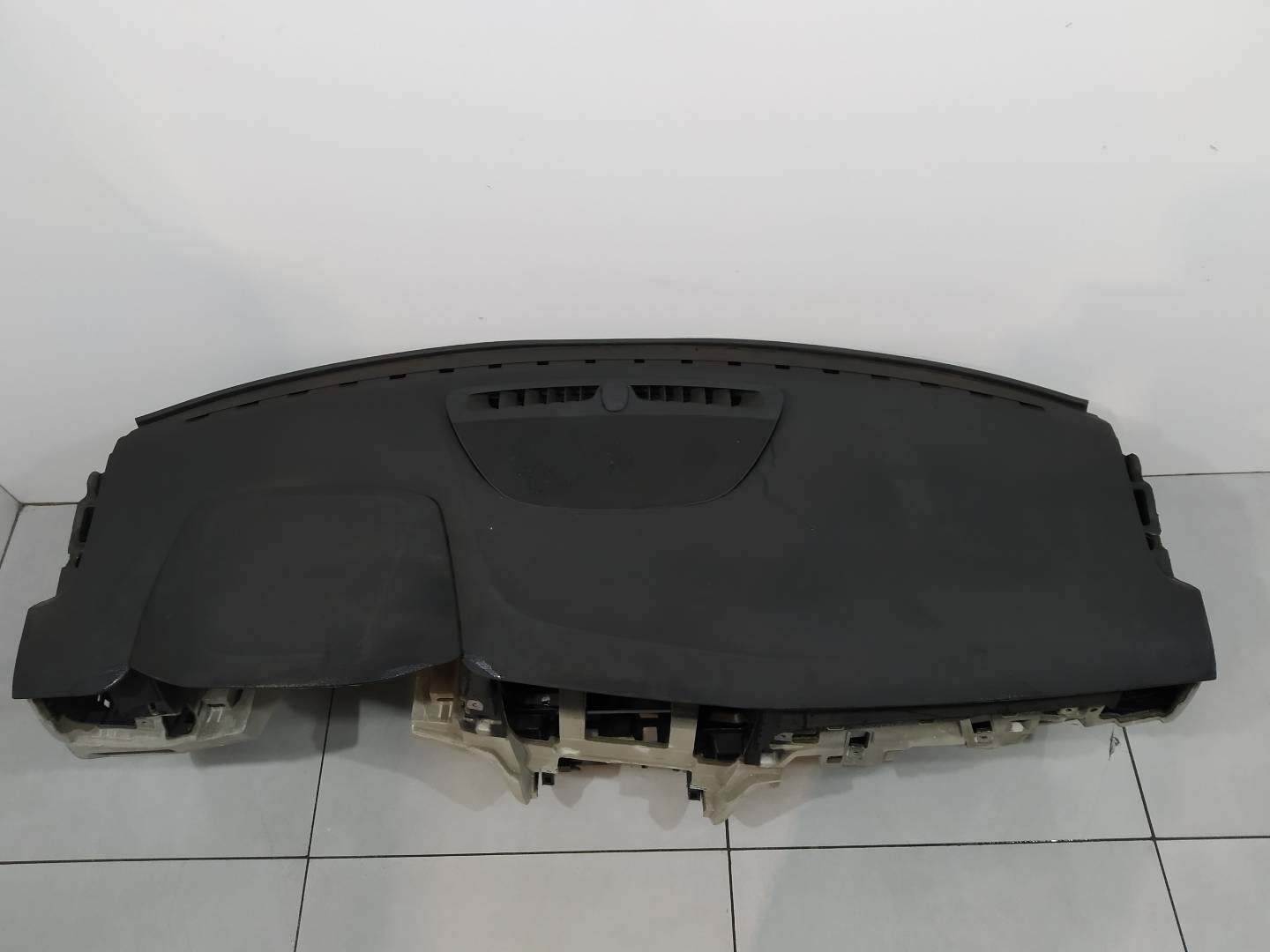 dashboard instrument panel cockpit PULPIT airbag EUROPA V90 Volvo S90 II (2016- )